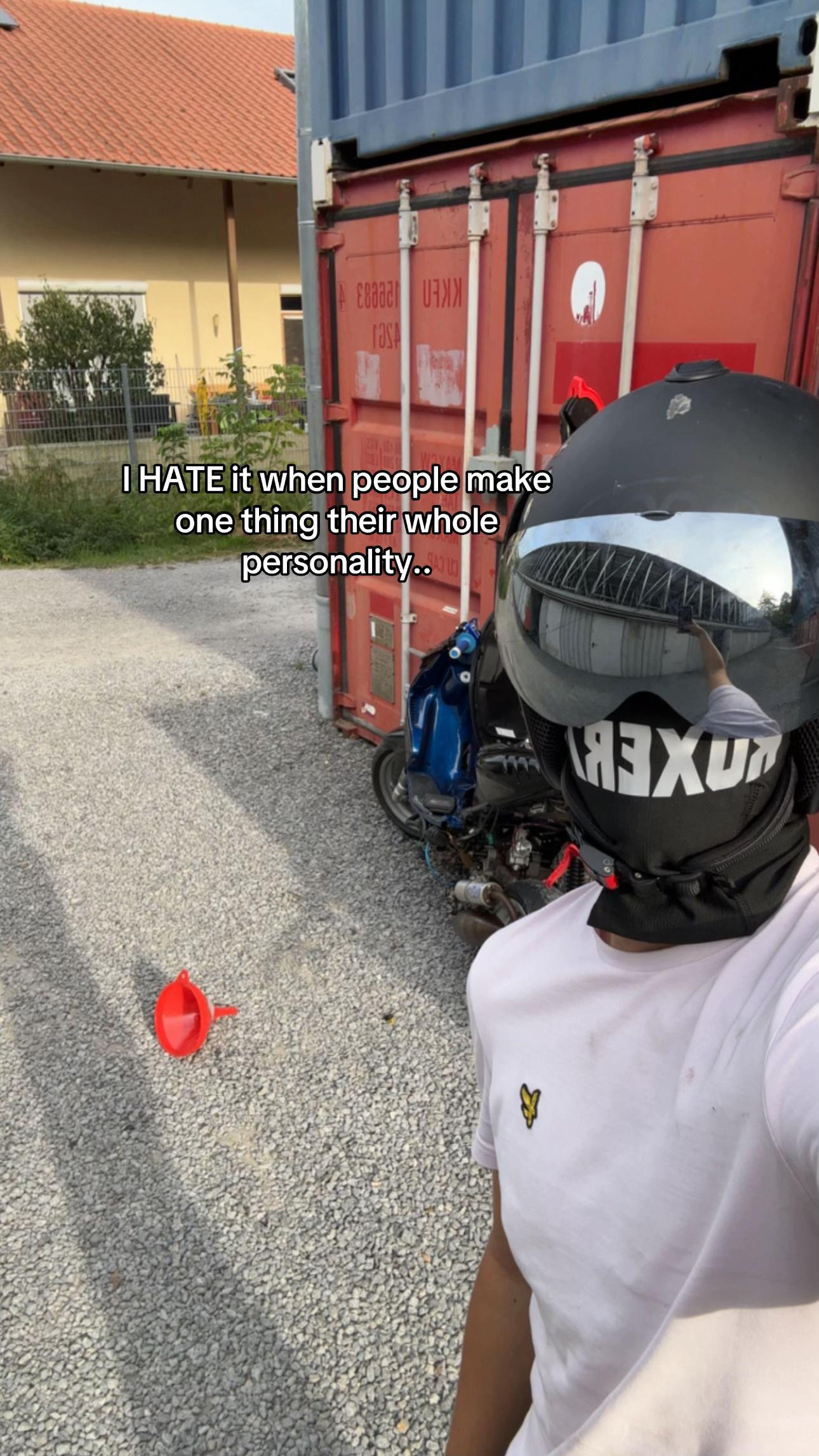 @2strokefxnn