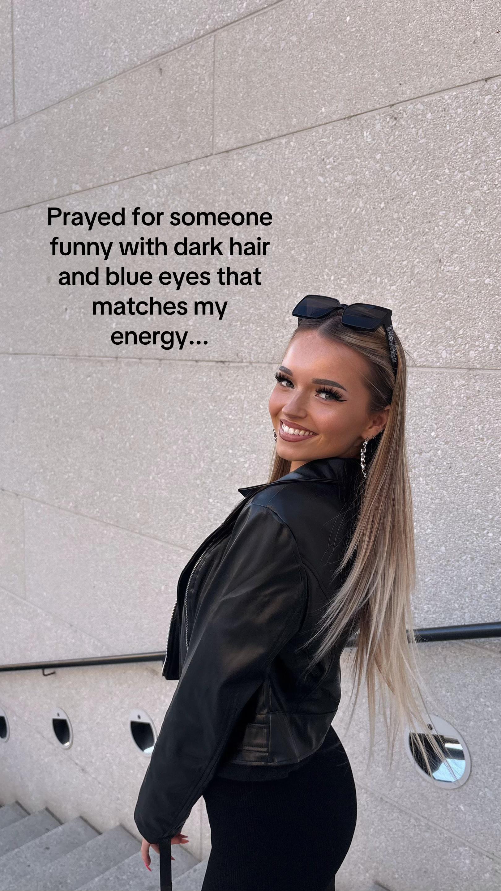 @x.c1na