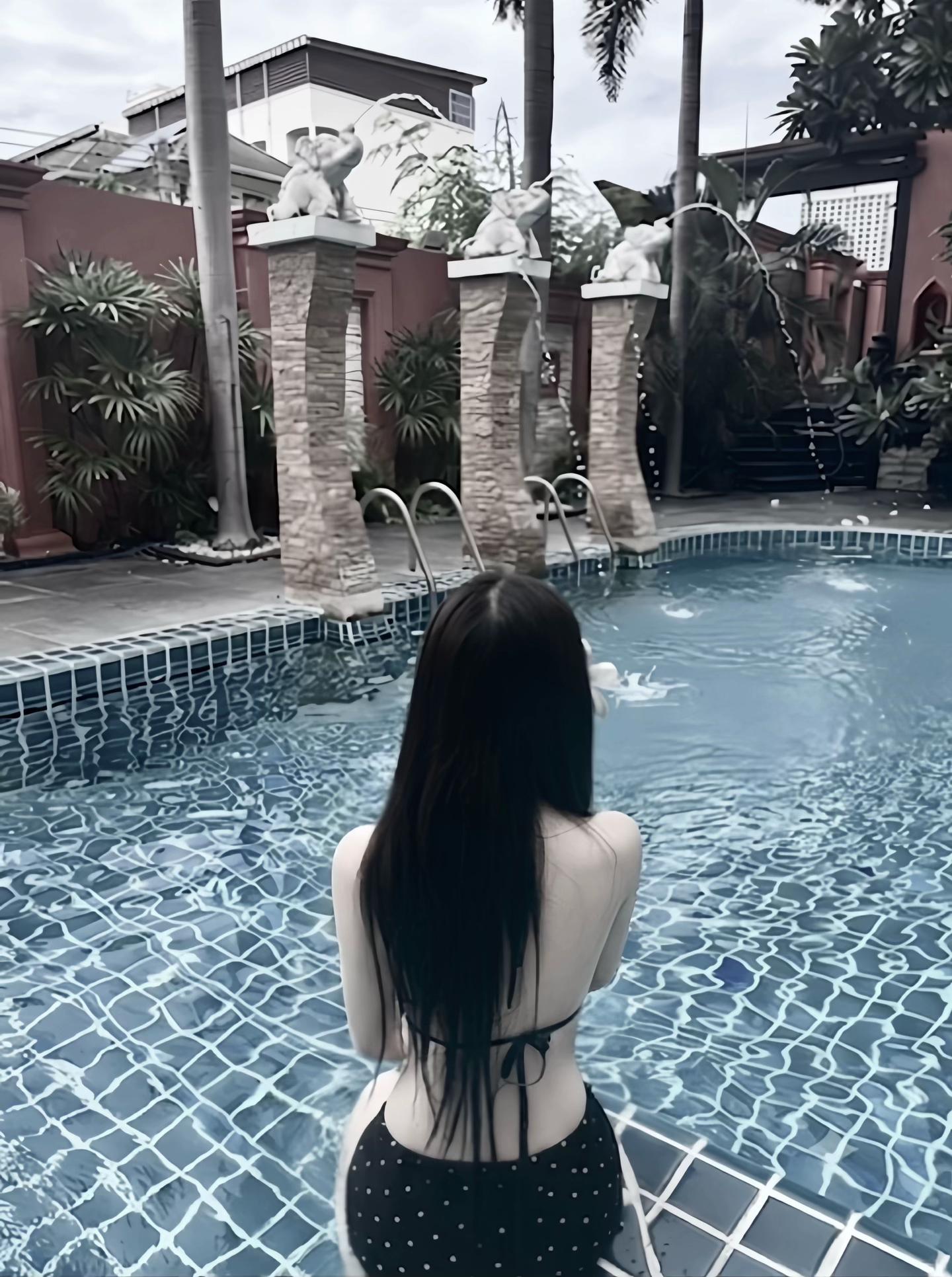 @น้องพลอย