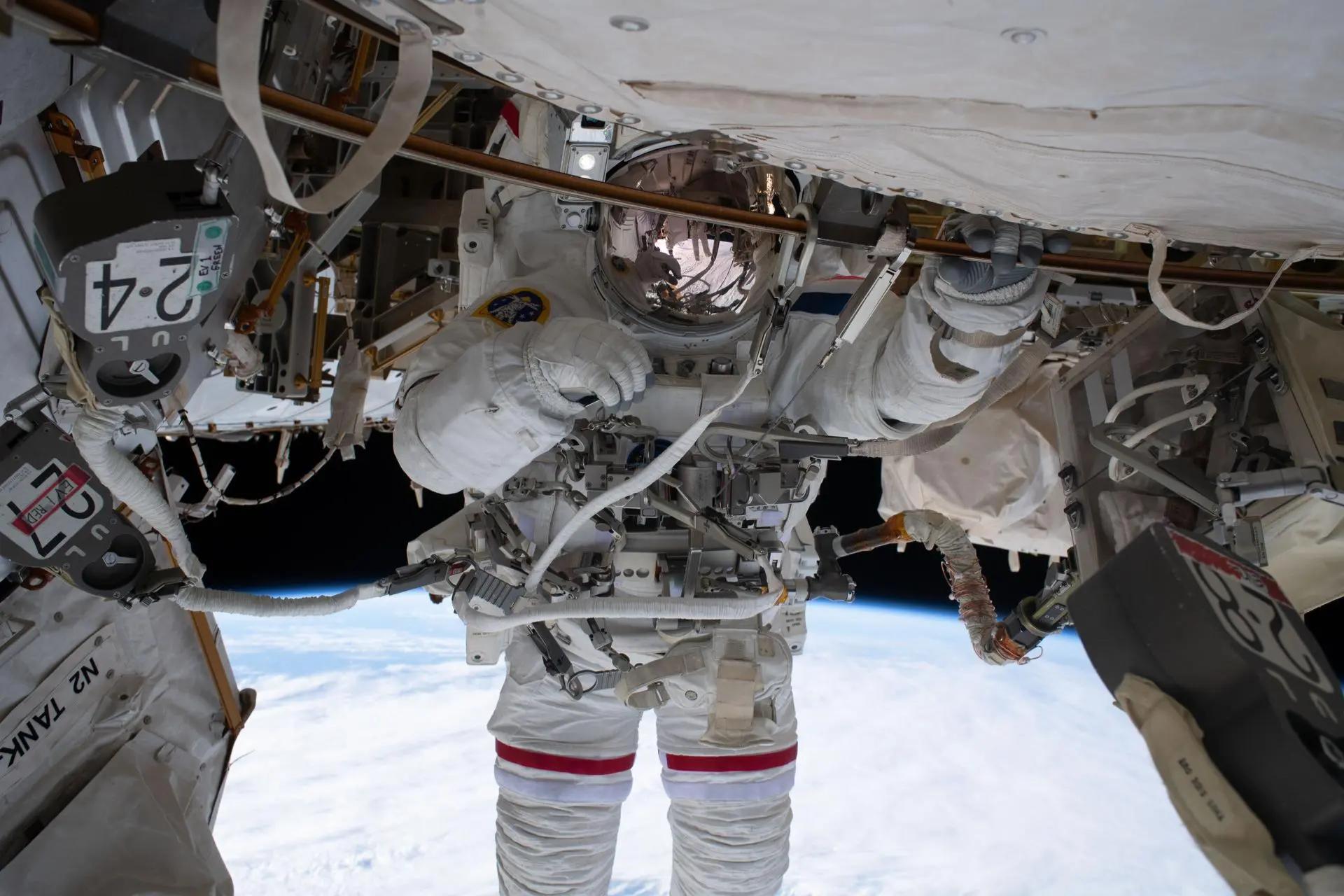 @astro_iss