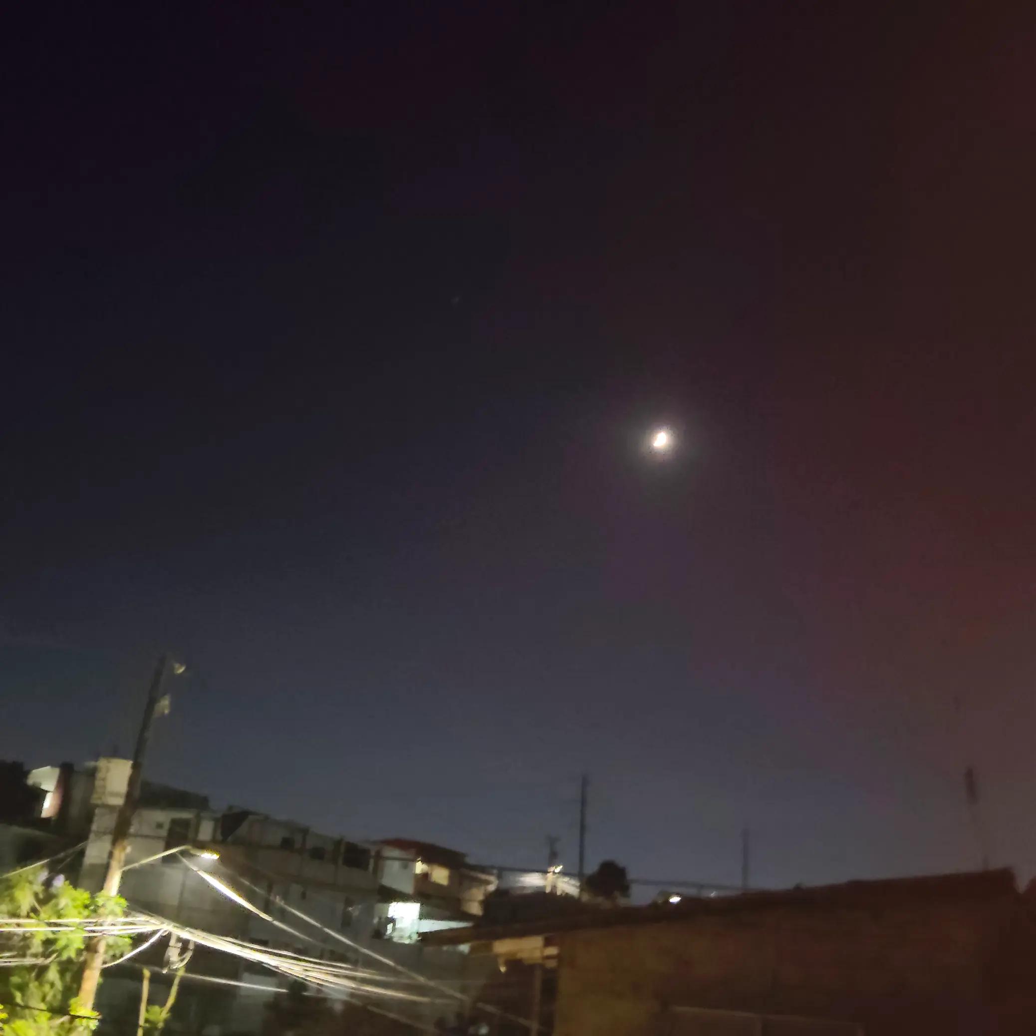 @soy Yoly🌛💙🧡