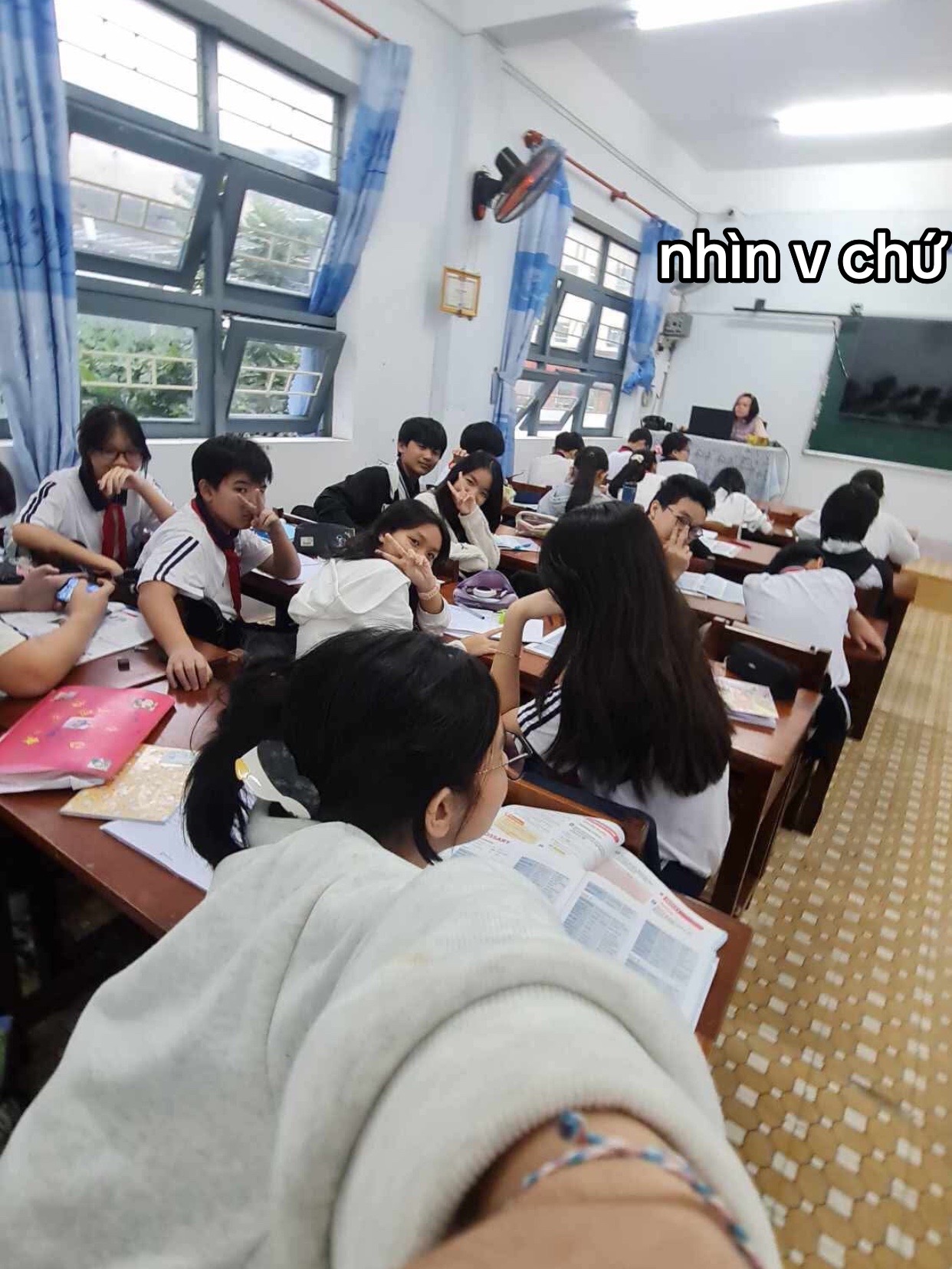 @Những ch&uacute; cừu tinh nghịch-Tổ 4