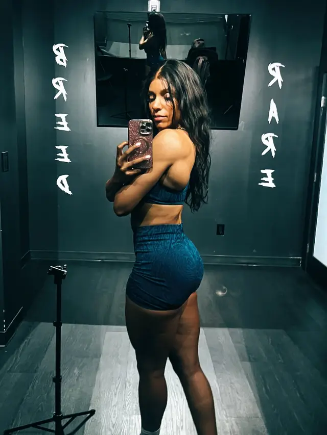 @weightsandshakes8