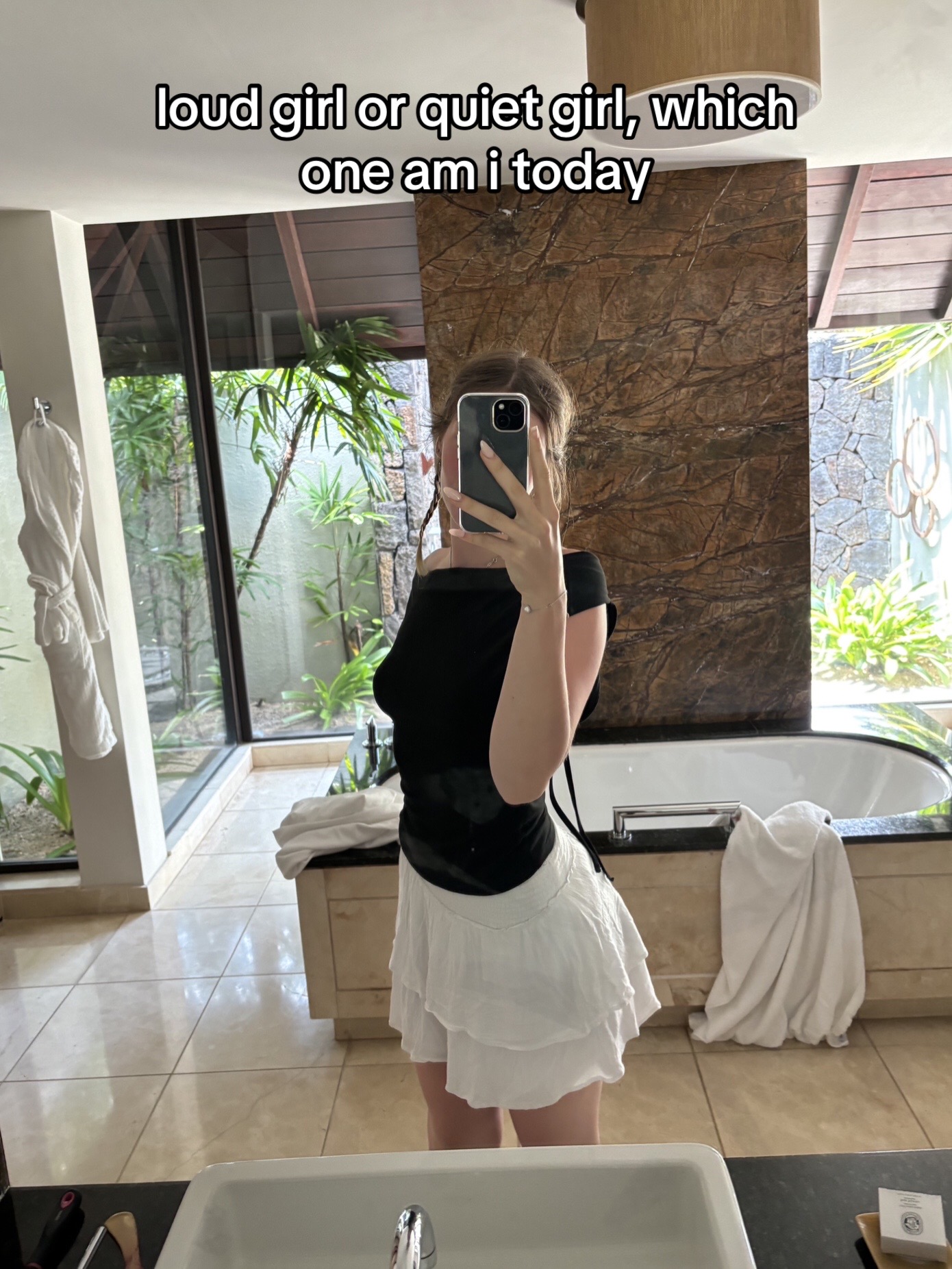 @Kellyyy