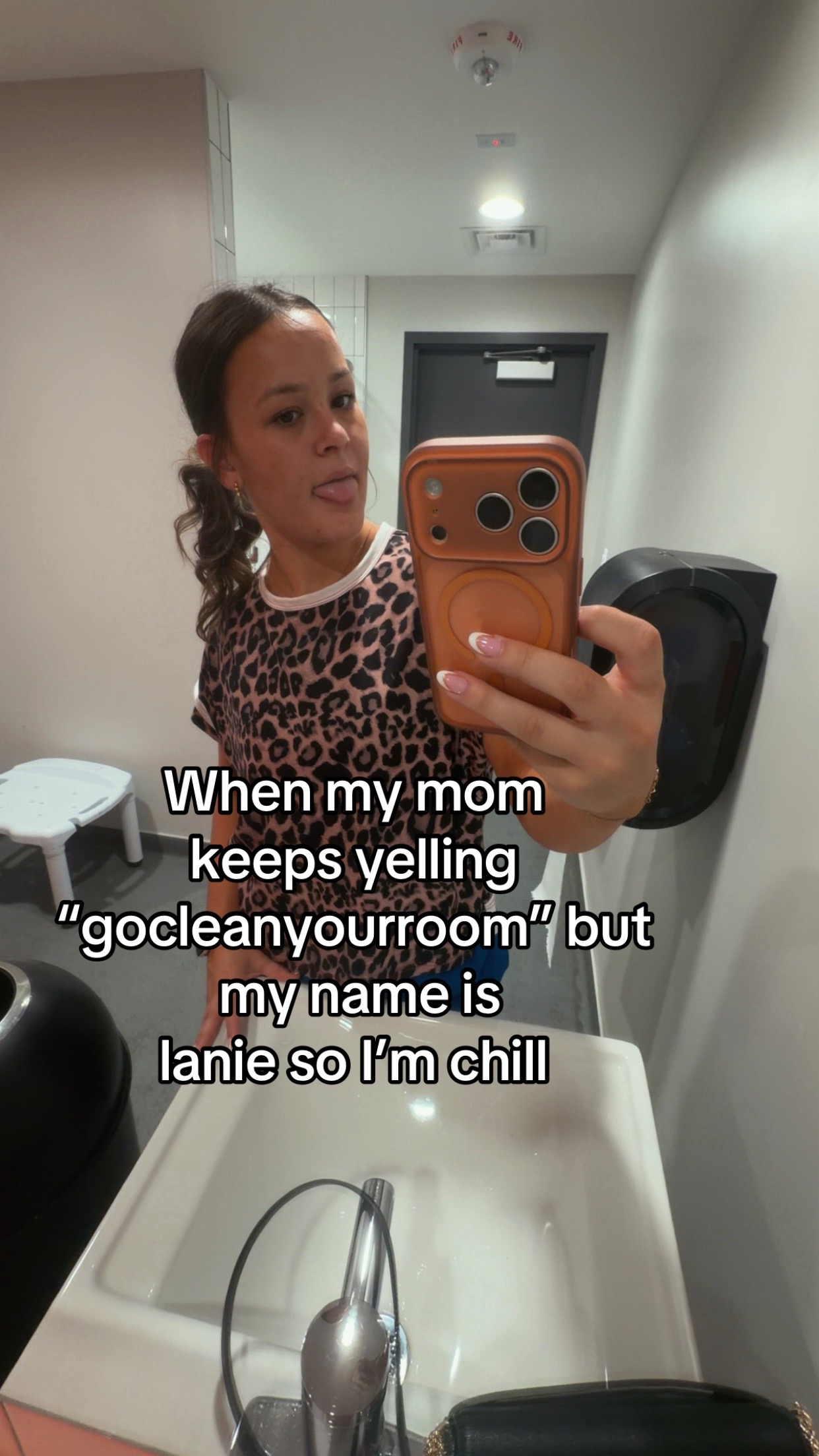@lanie🌺✨