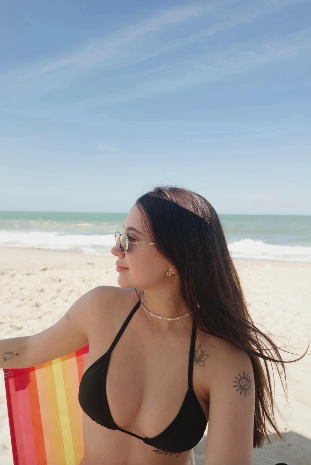 @larissa frança