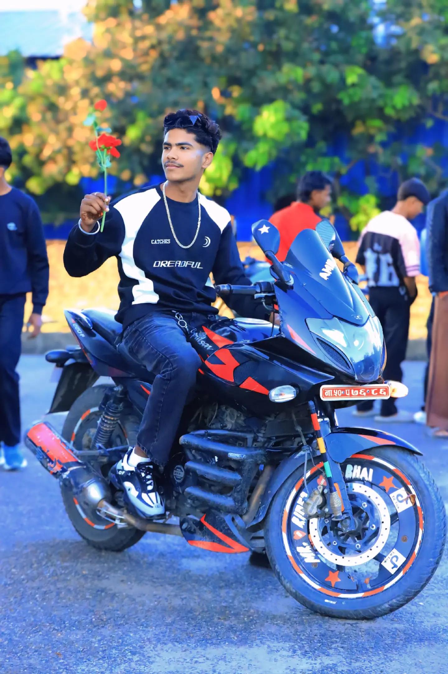 @Mr ❣️ Rider ❣️ Bhai 🌹