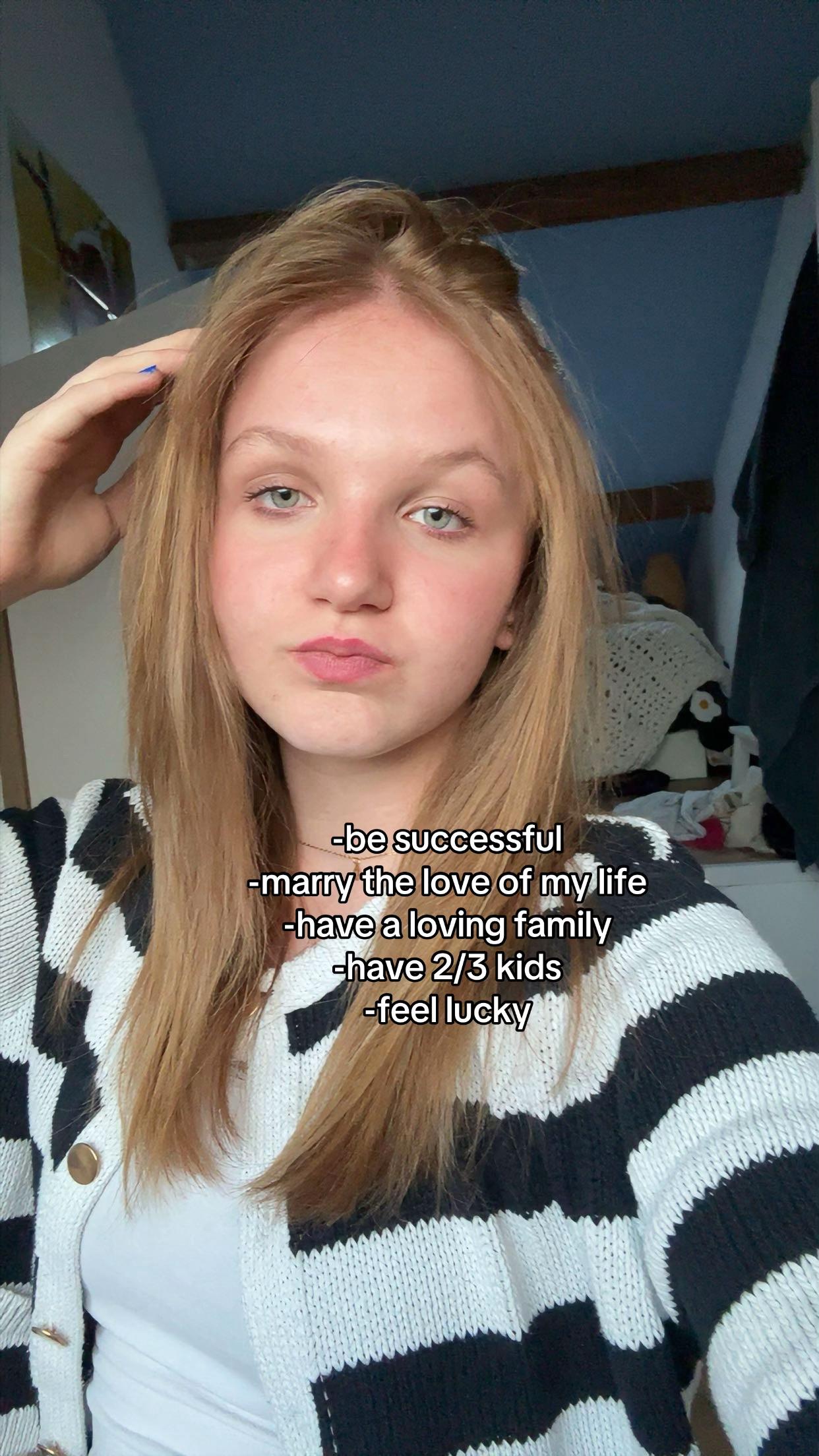 @𝓸𝓸𝓷𝓪