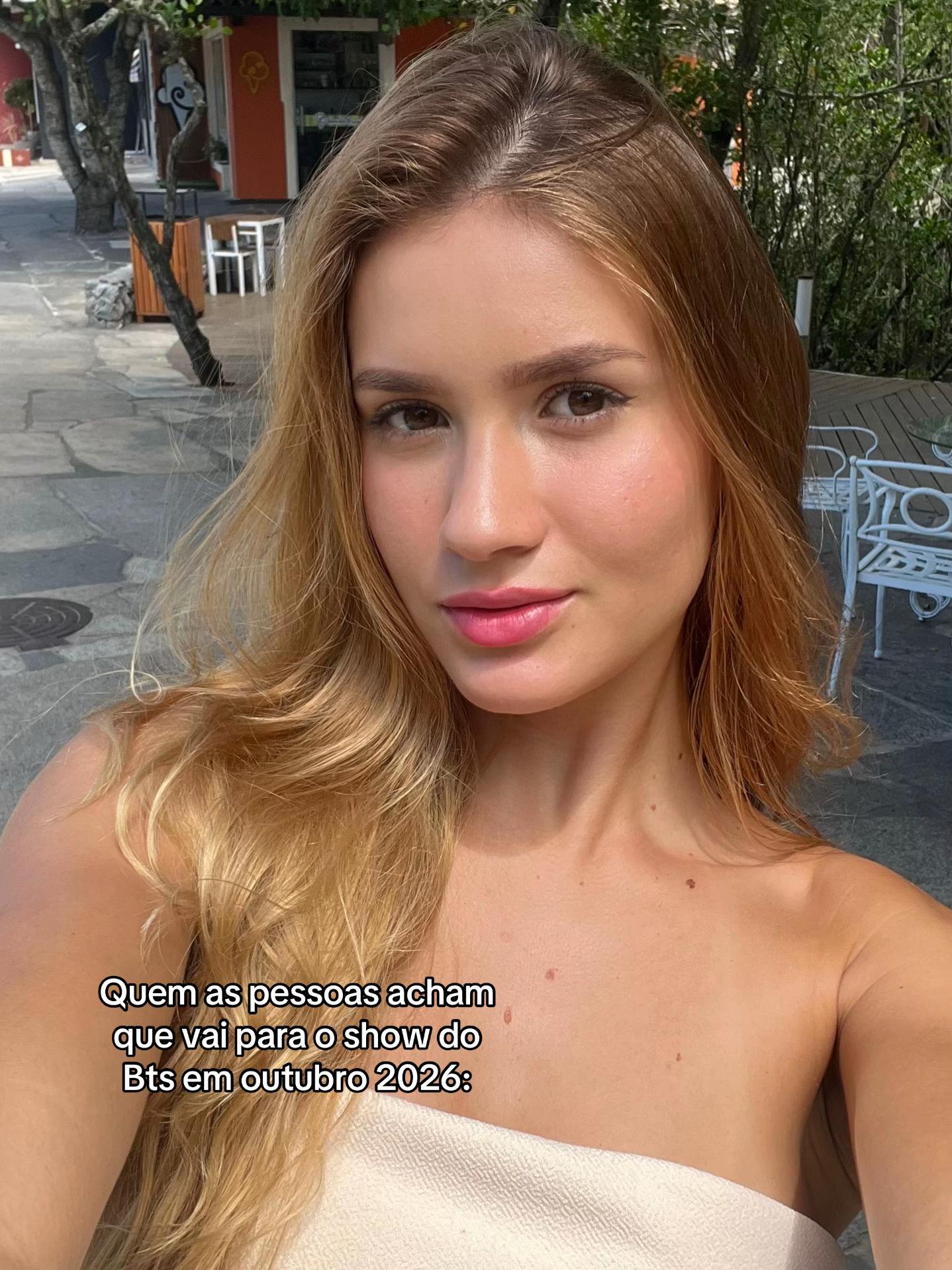 @gabriela samara