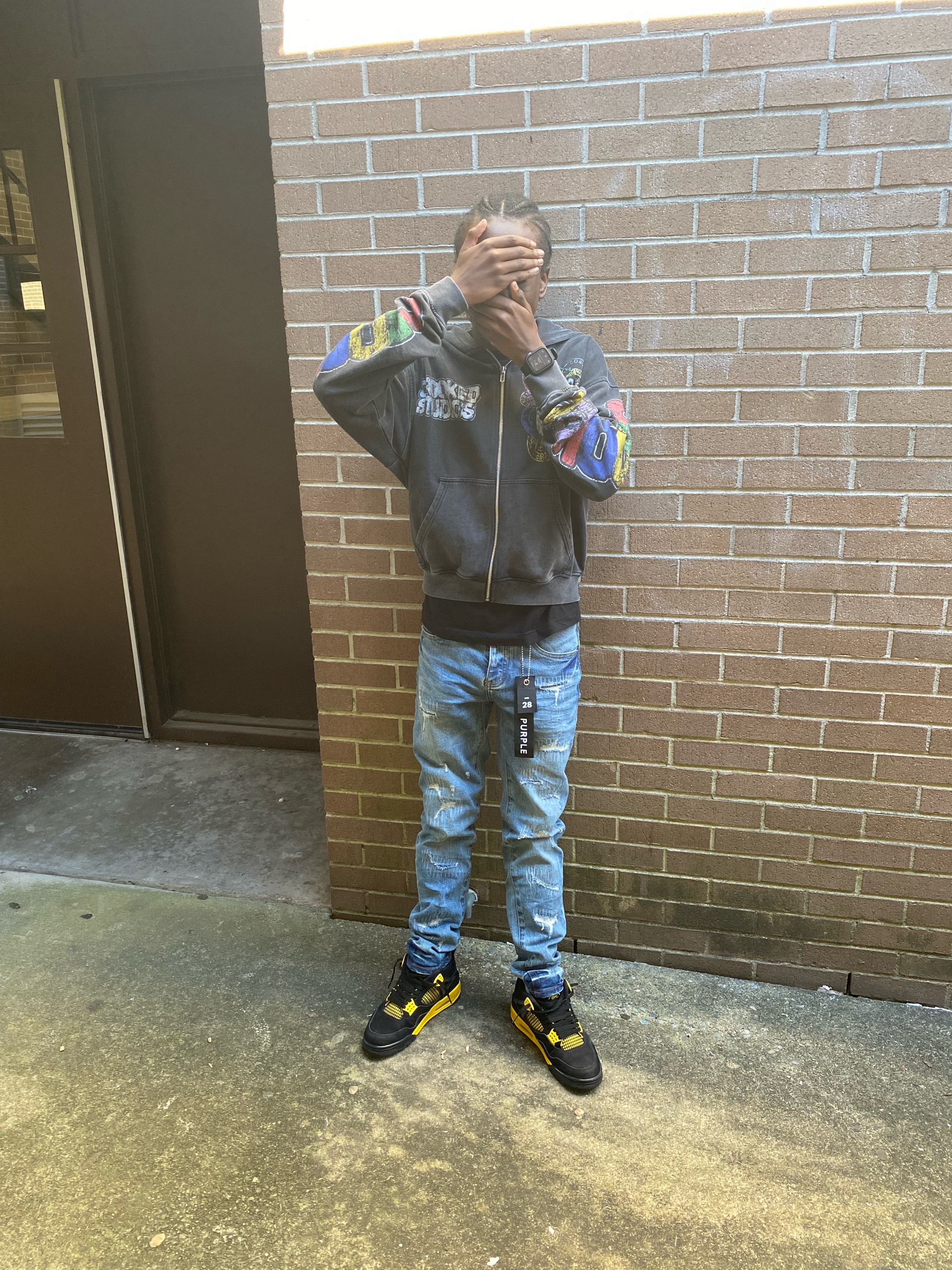 @dat 1 fly yn