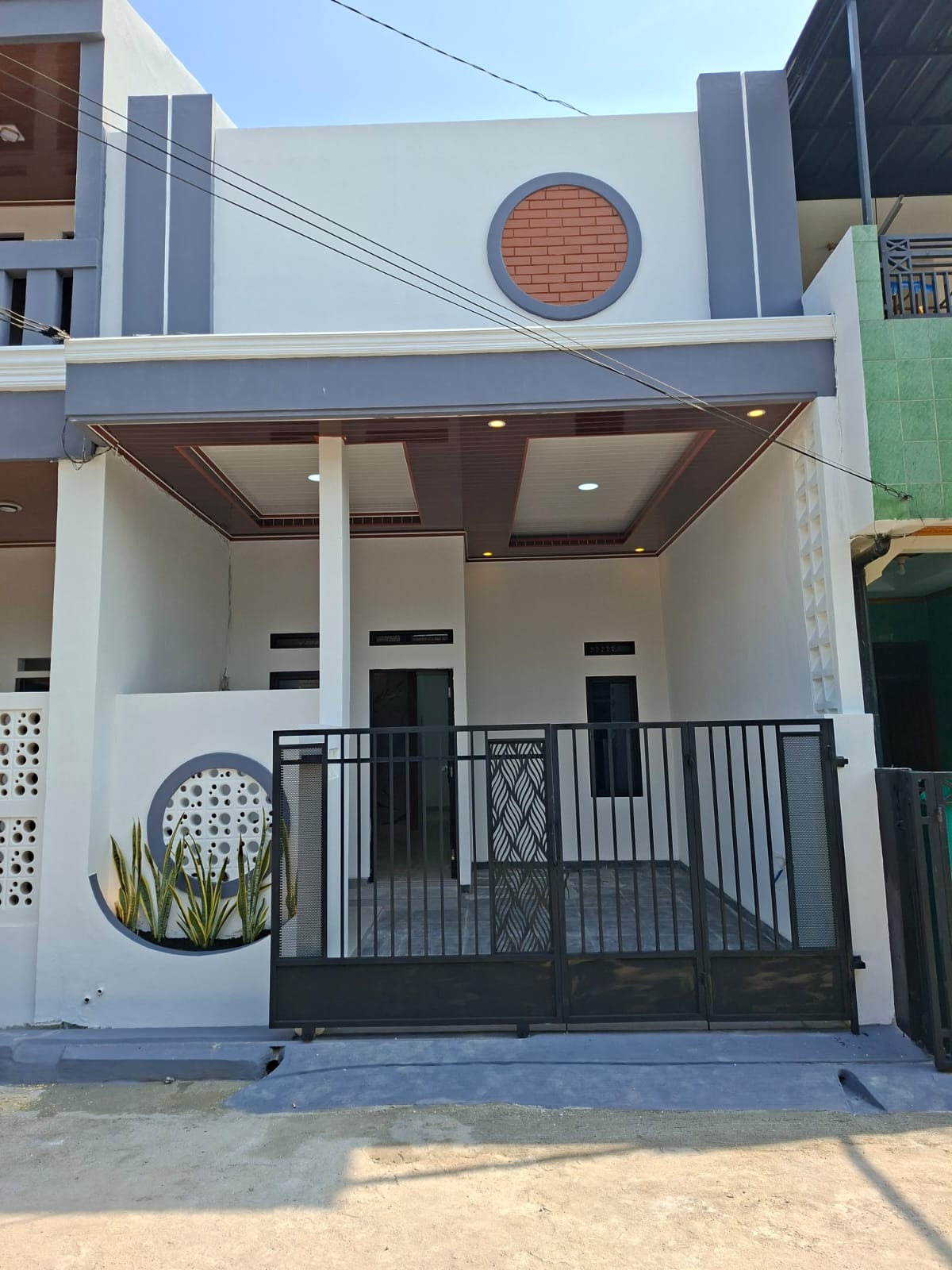 @TEH RENI PROPERTY