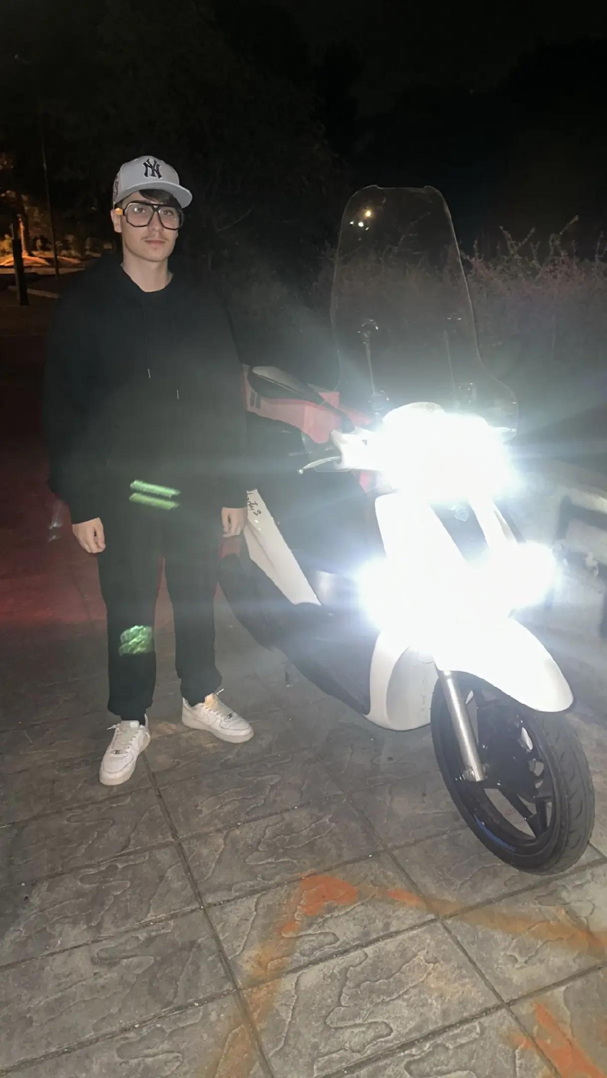 @.ᡕᠵデ气亠