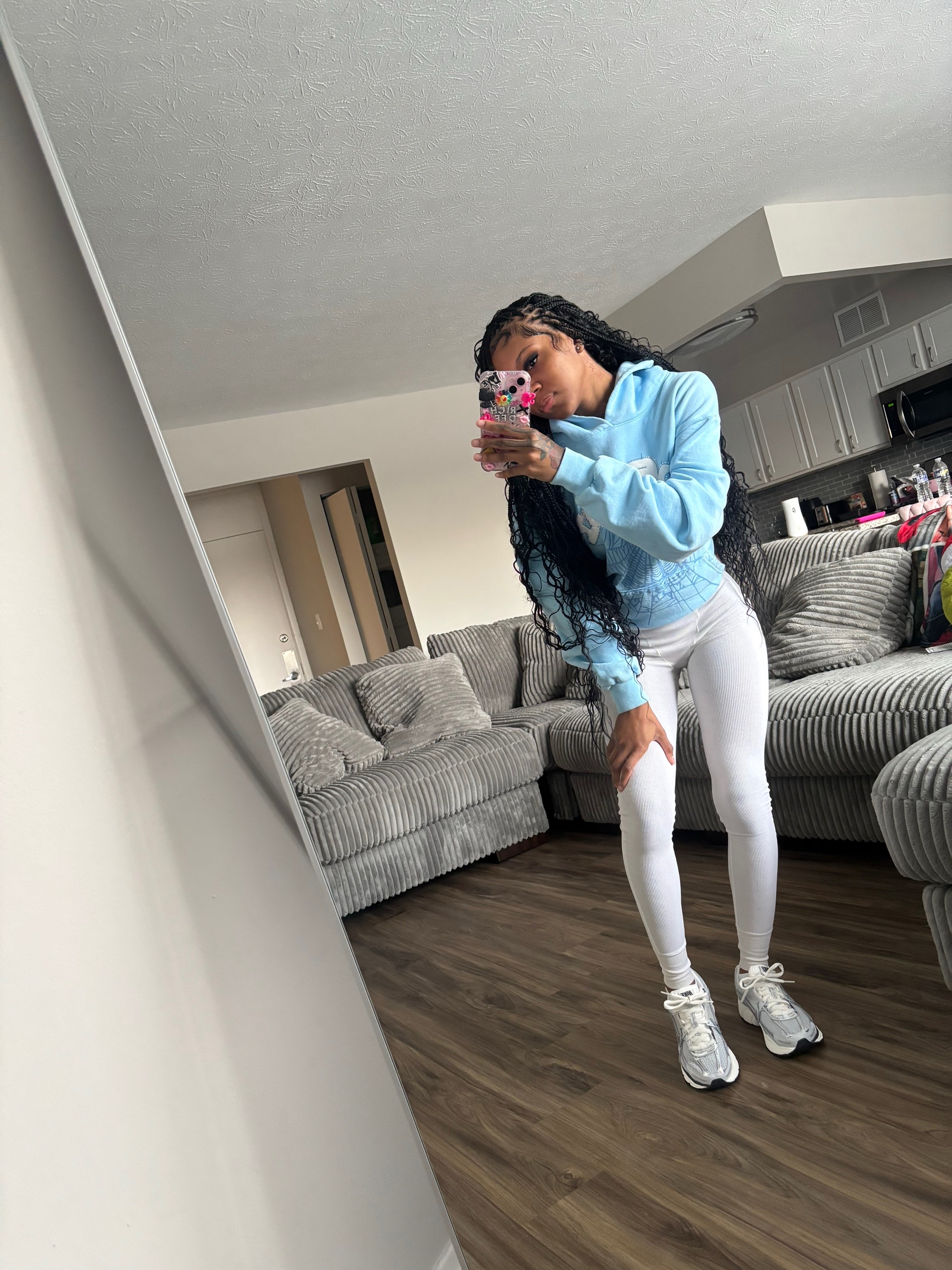 @malayahnicoleeee