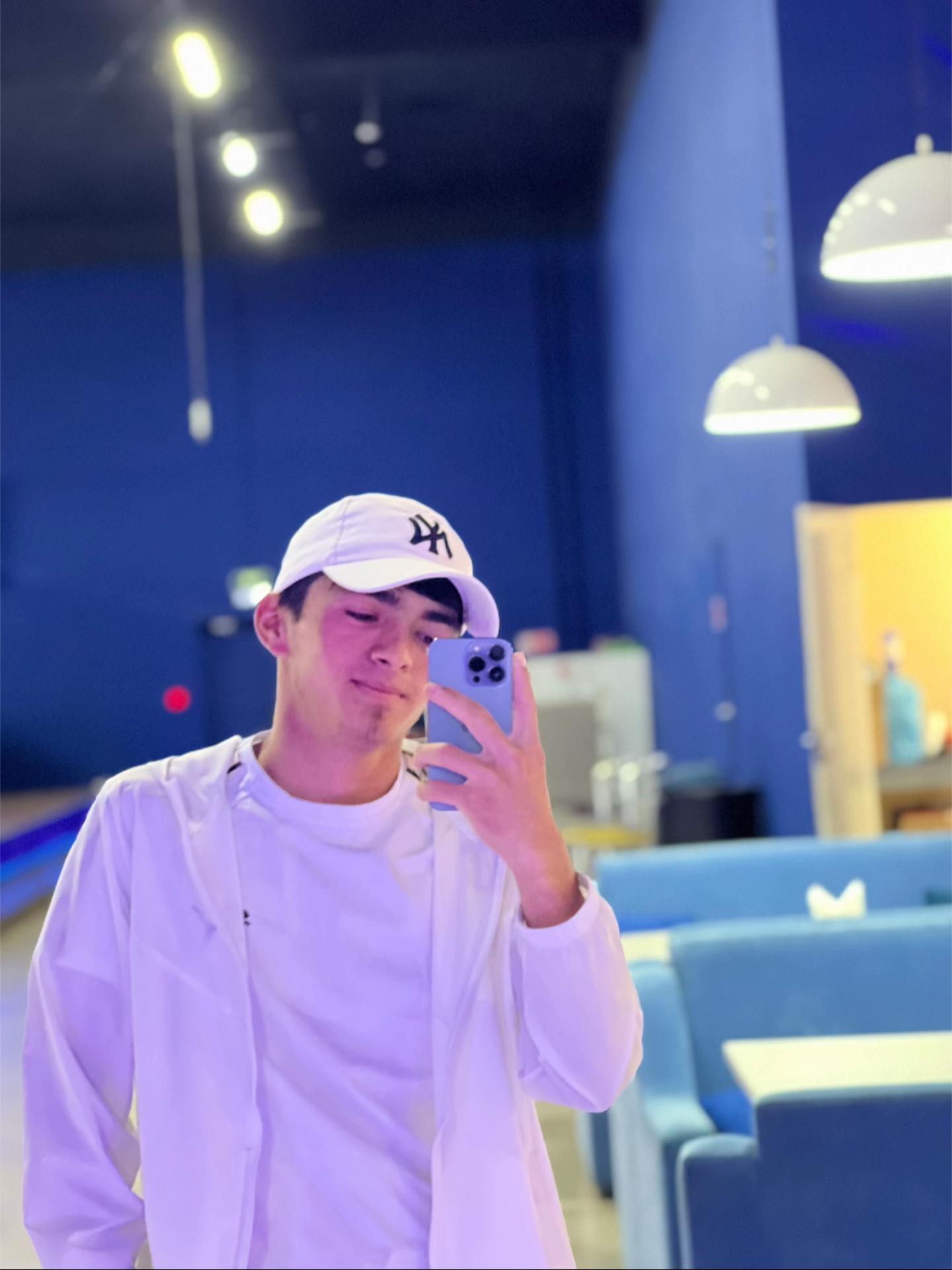 @039🇰🇬