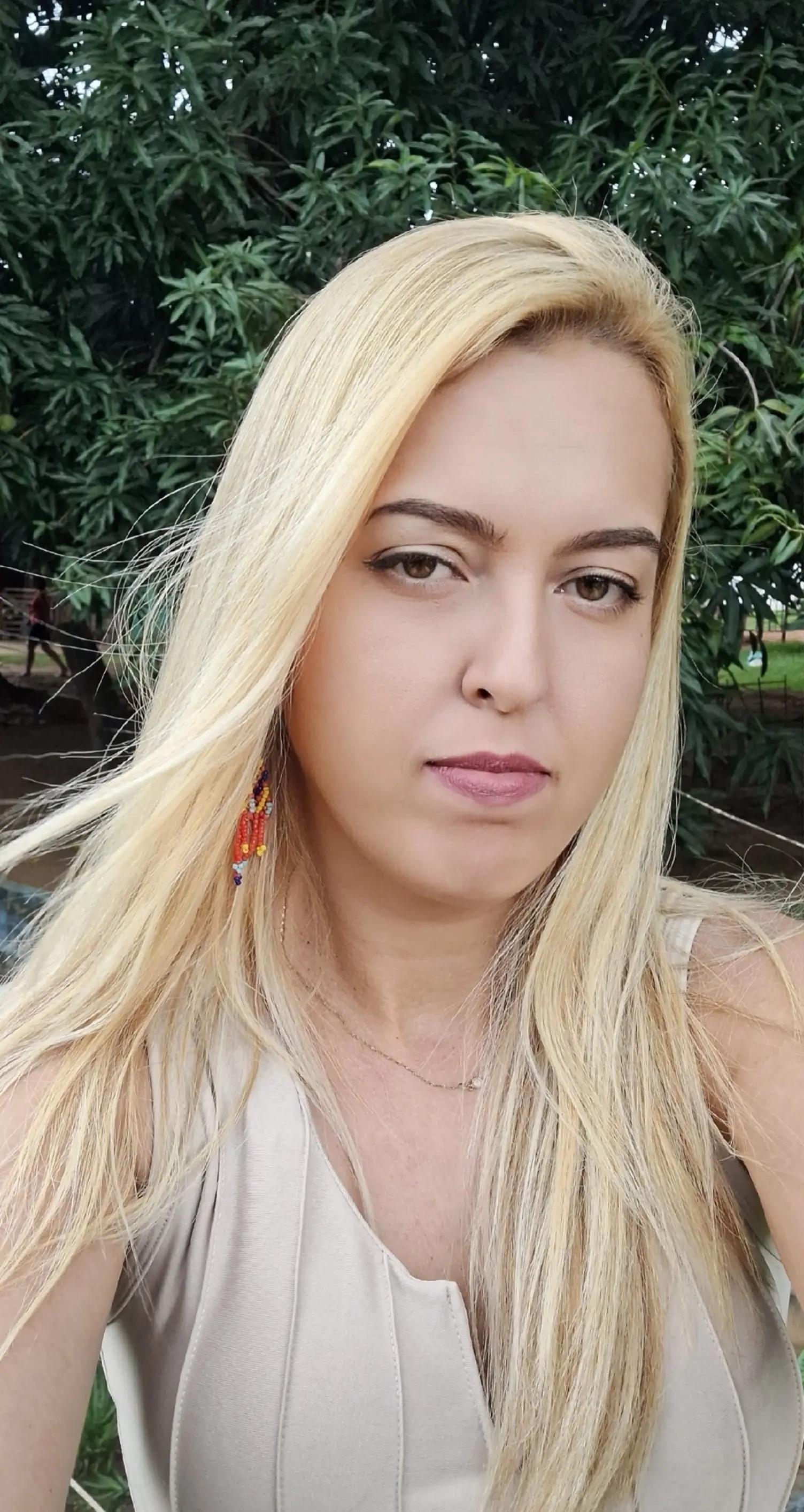 @Elisvania Alves Pereira