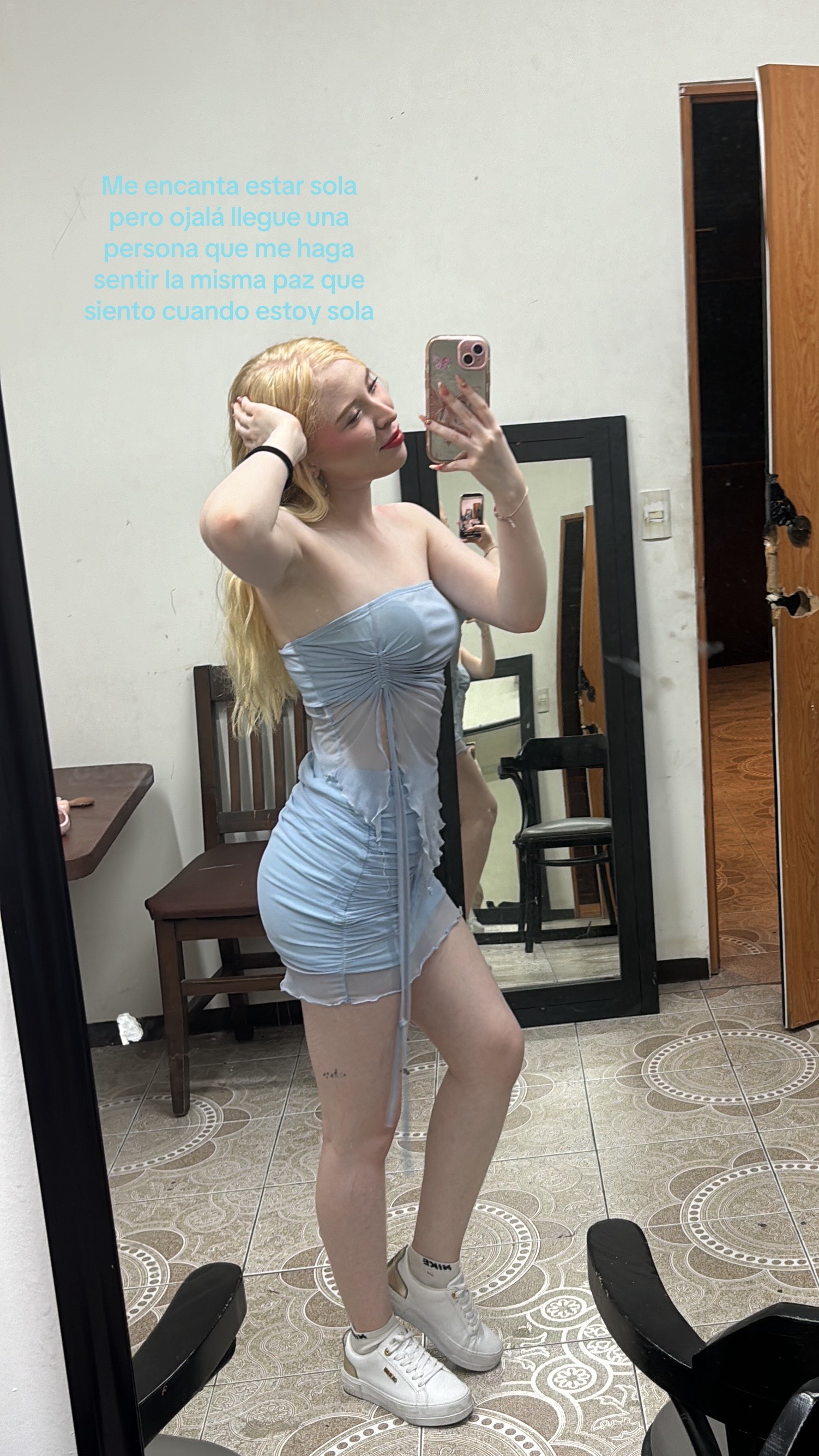 @Bella