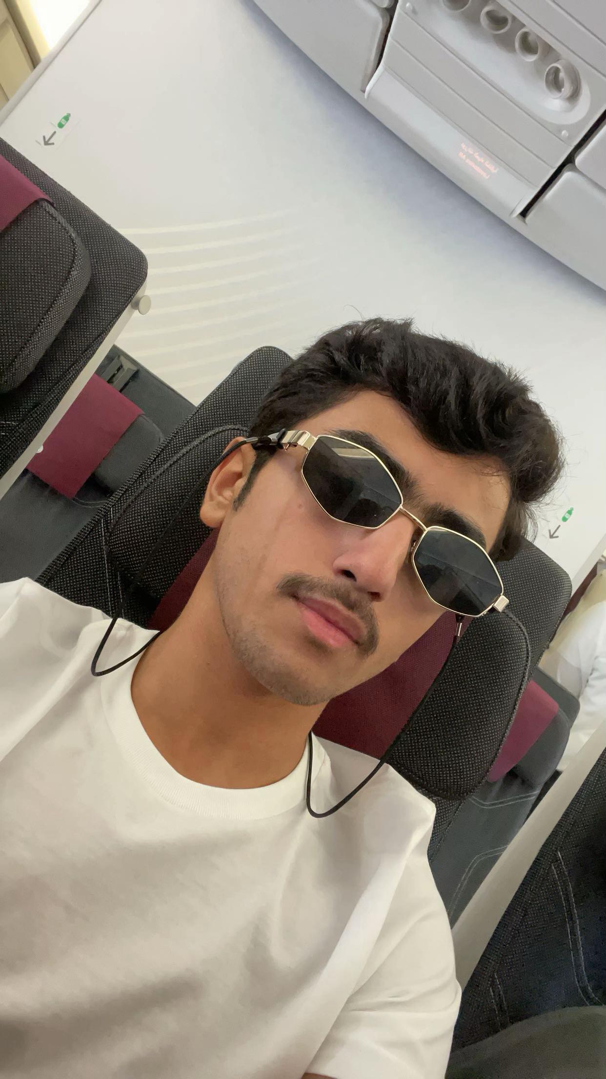 @0q