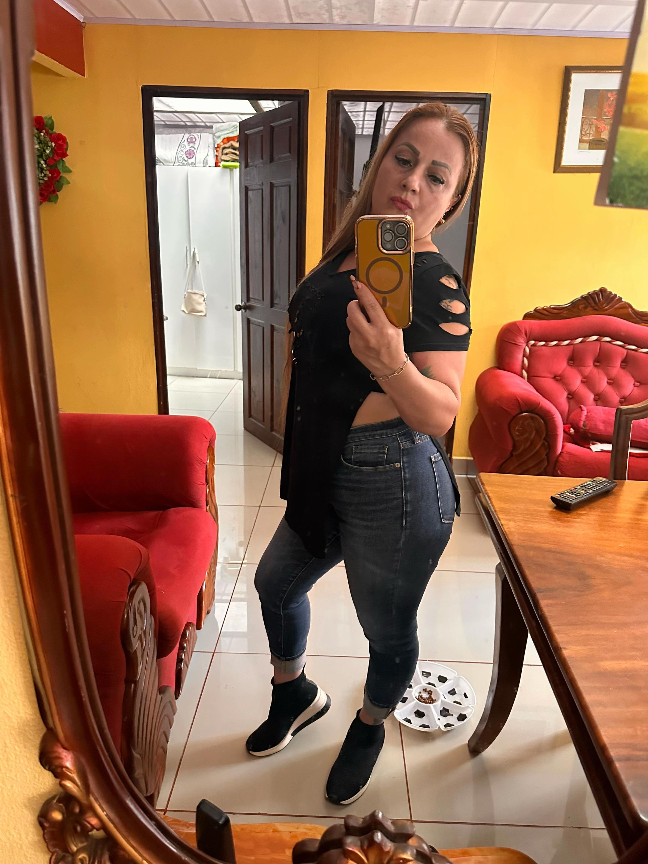 @M&iacute;a