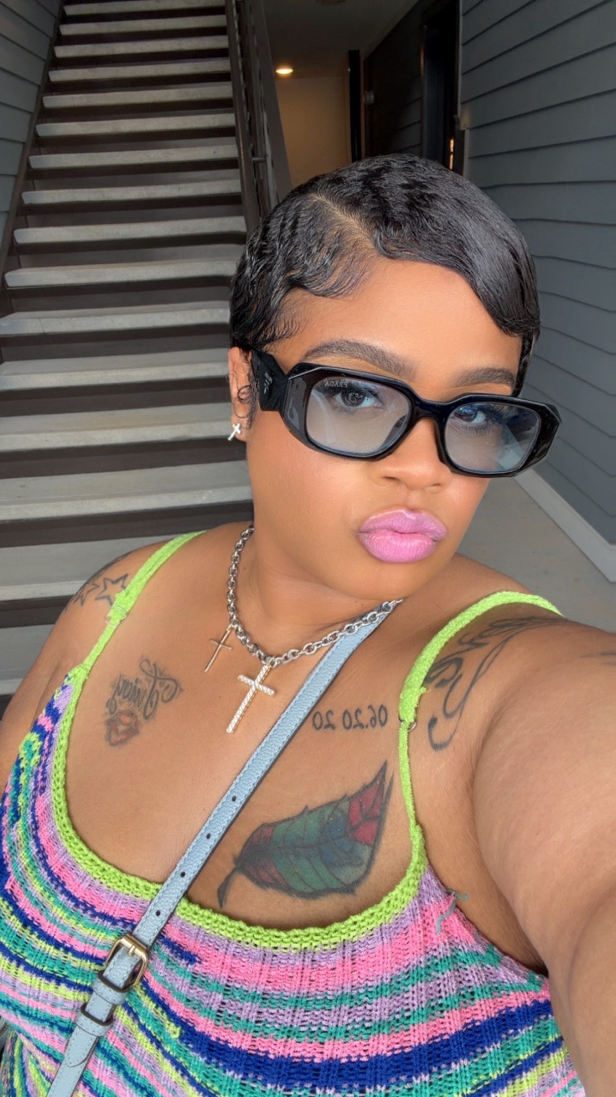 @Voluptuous Hottie ๐