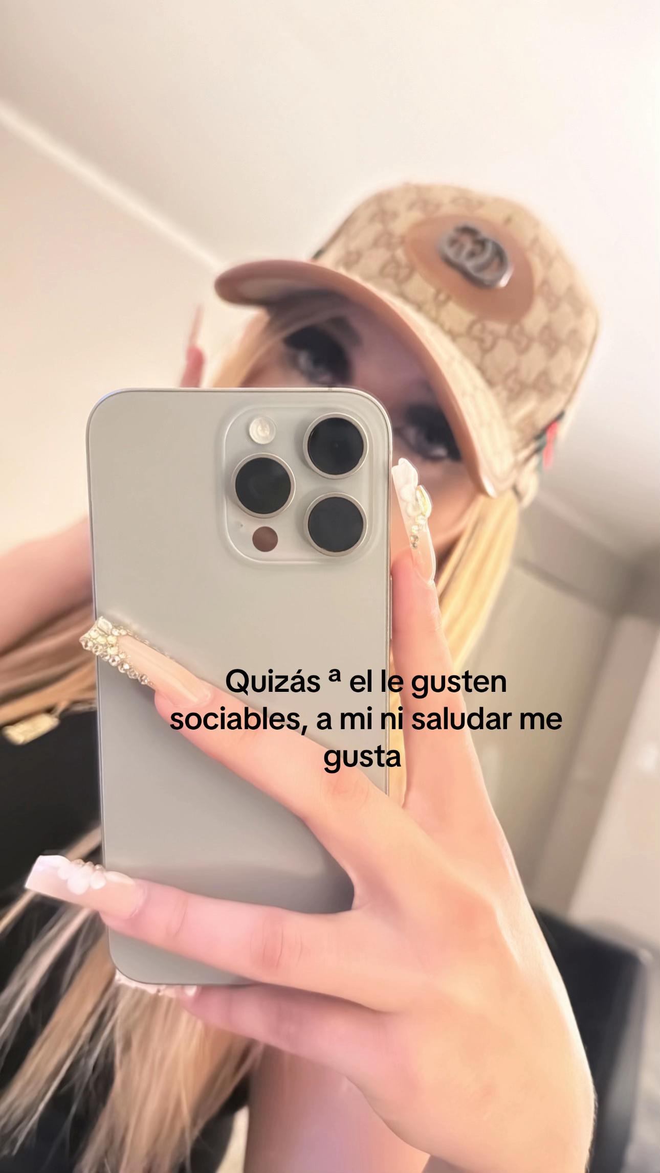 @𝓚𝓪𝓻𝓲𝓪𝓷𝓷𝔂