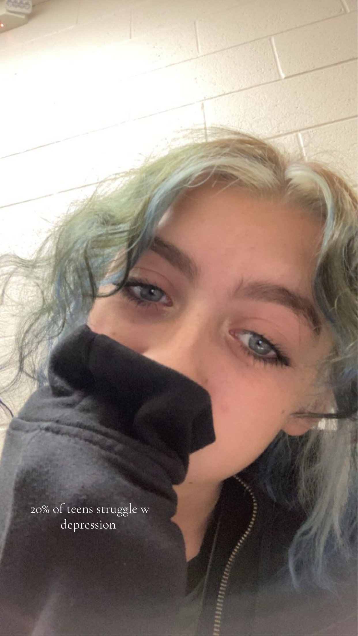@️