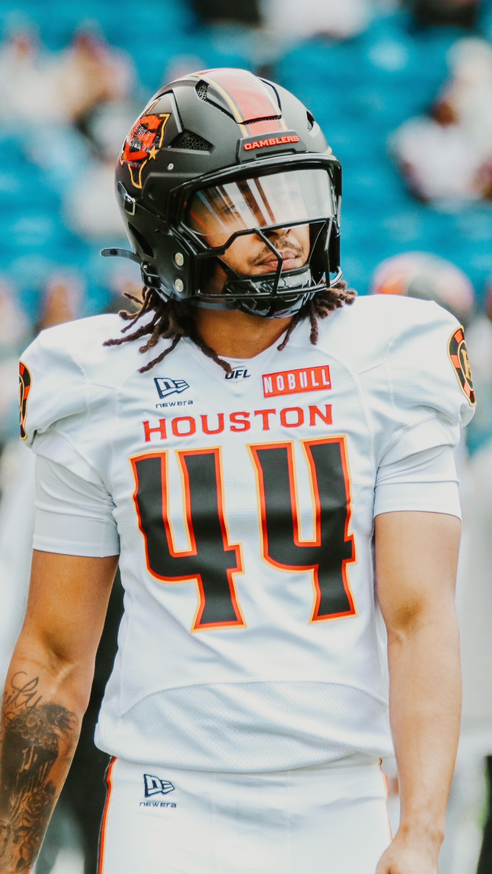 @4thDownHero