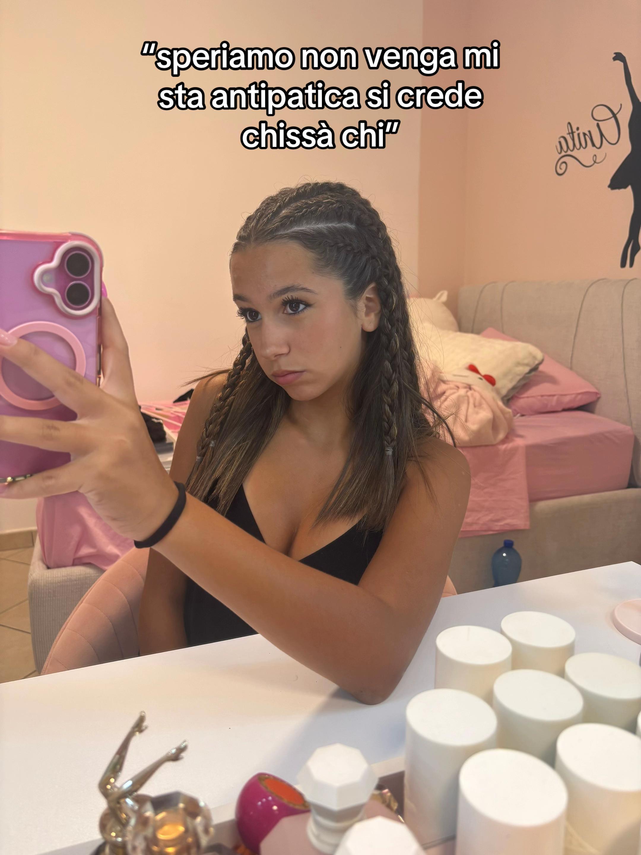 @𝟐𝟔