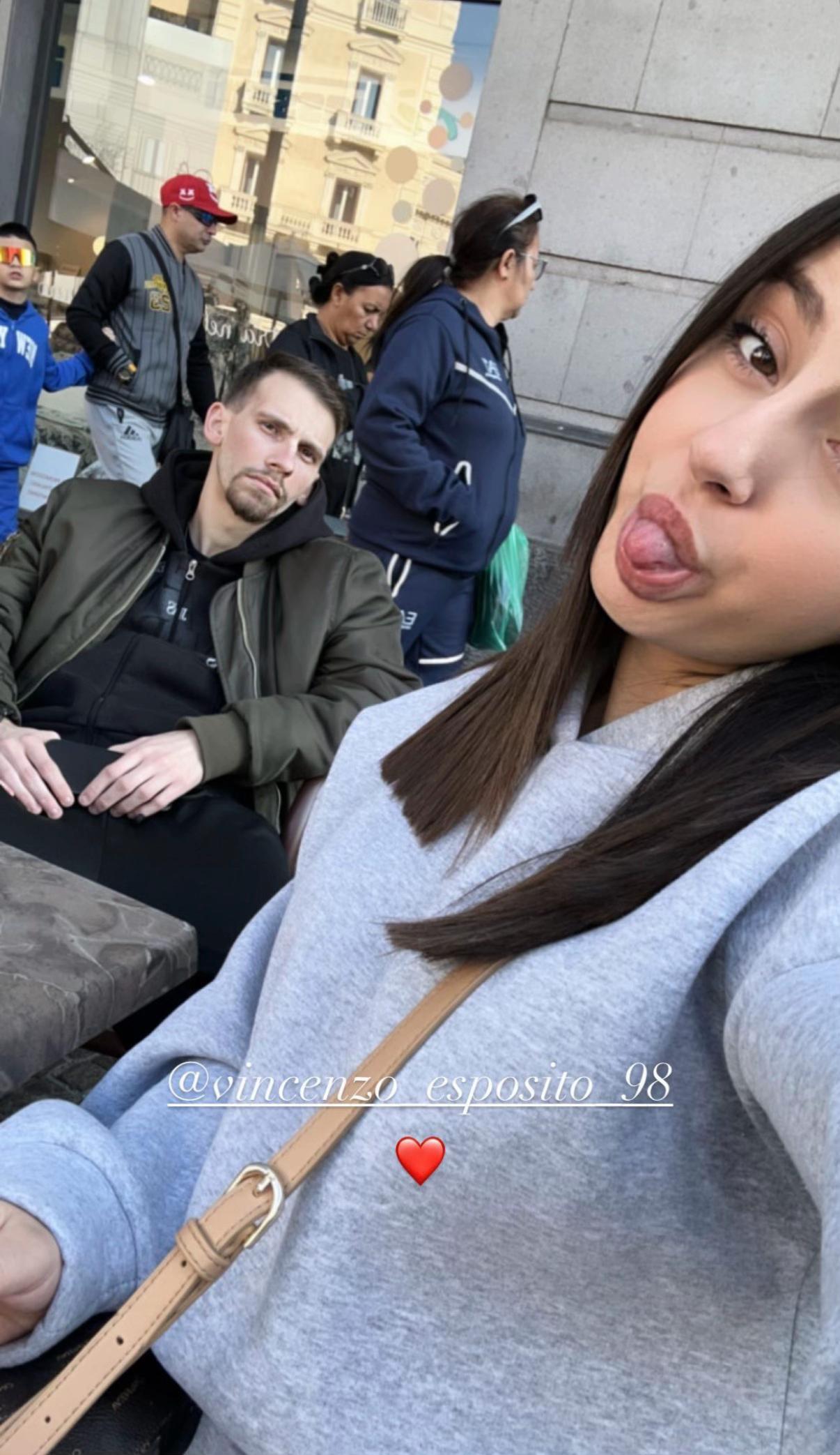 @meryingenito__