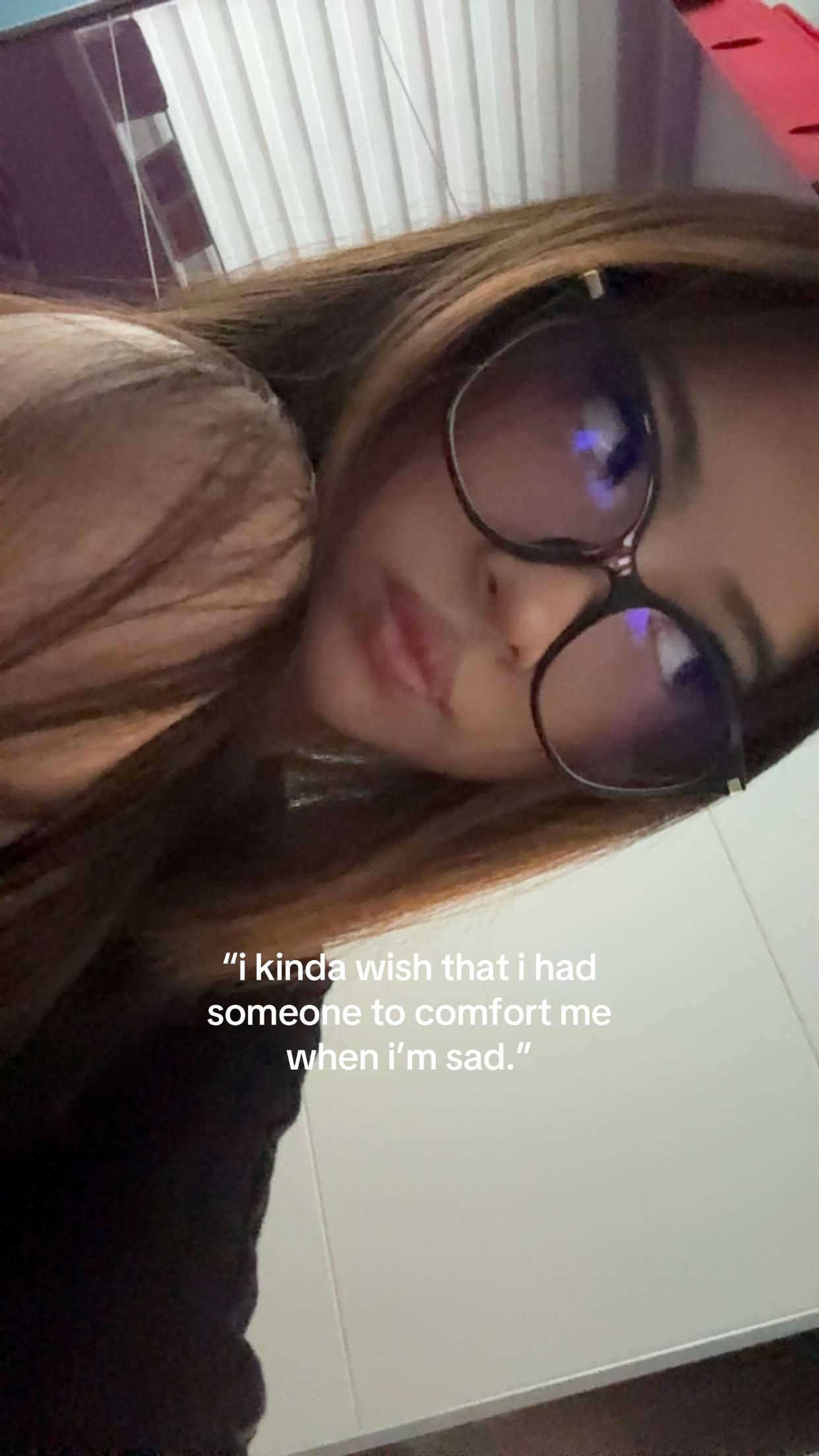 @️