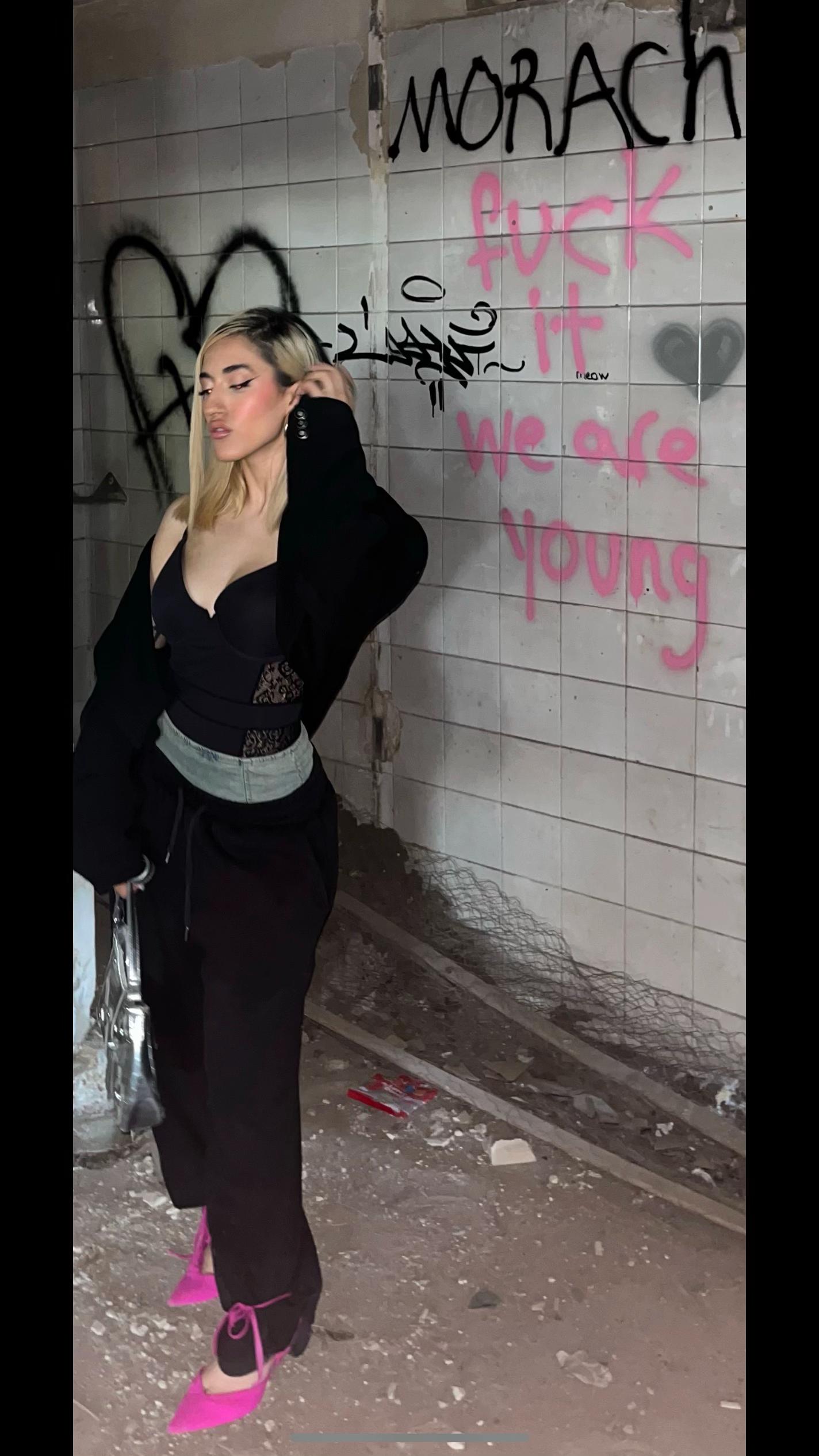 @sra44