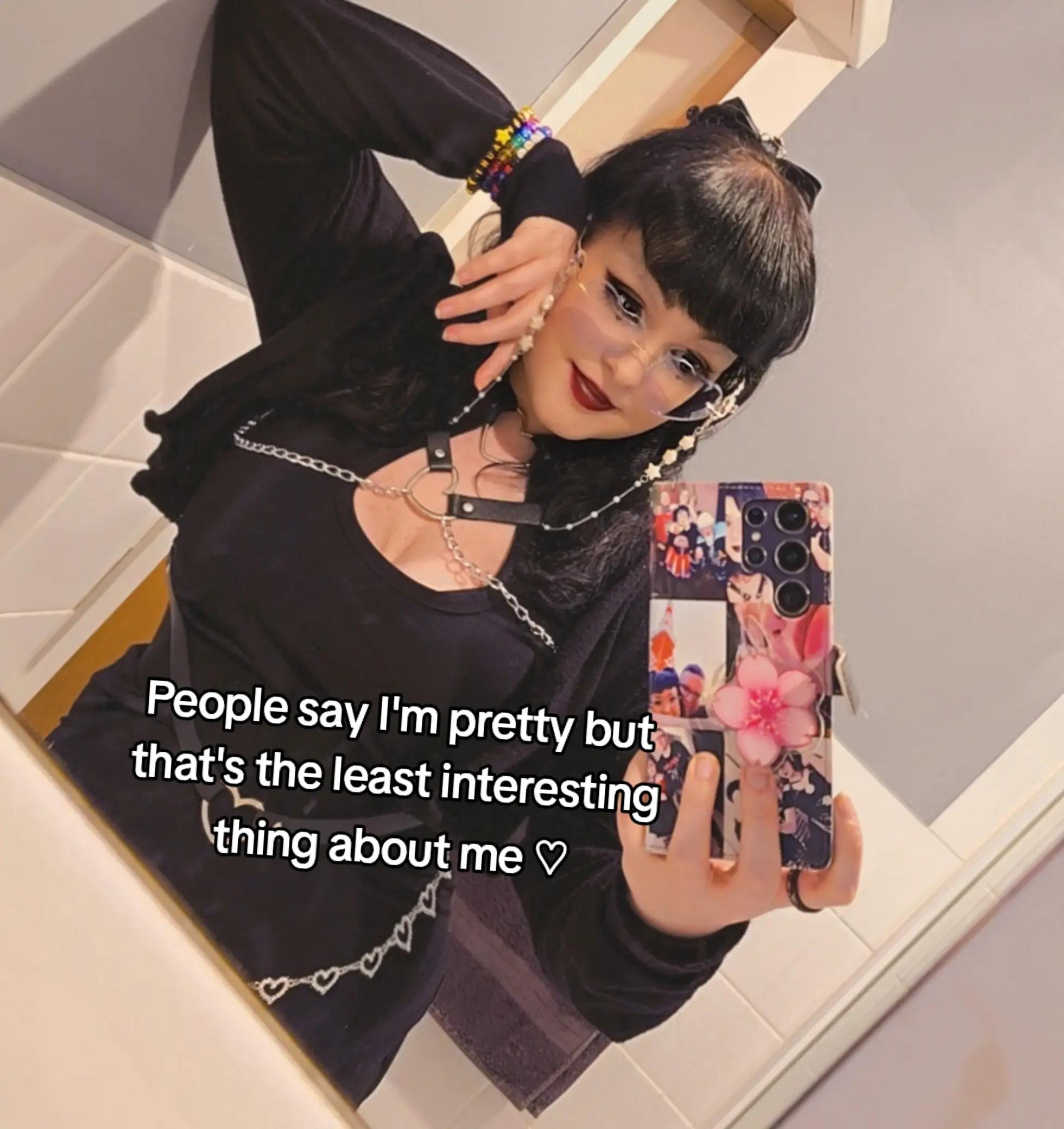 @TwistedAngelCosplay