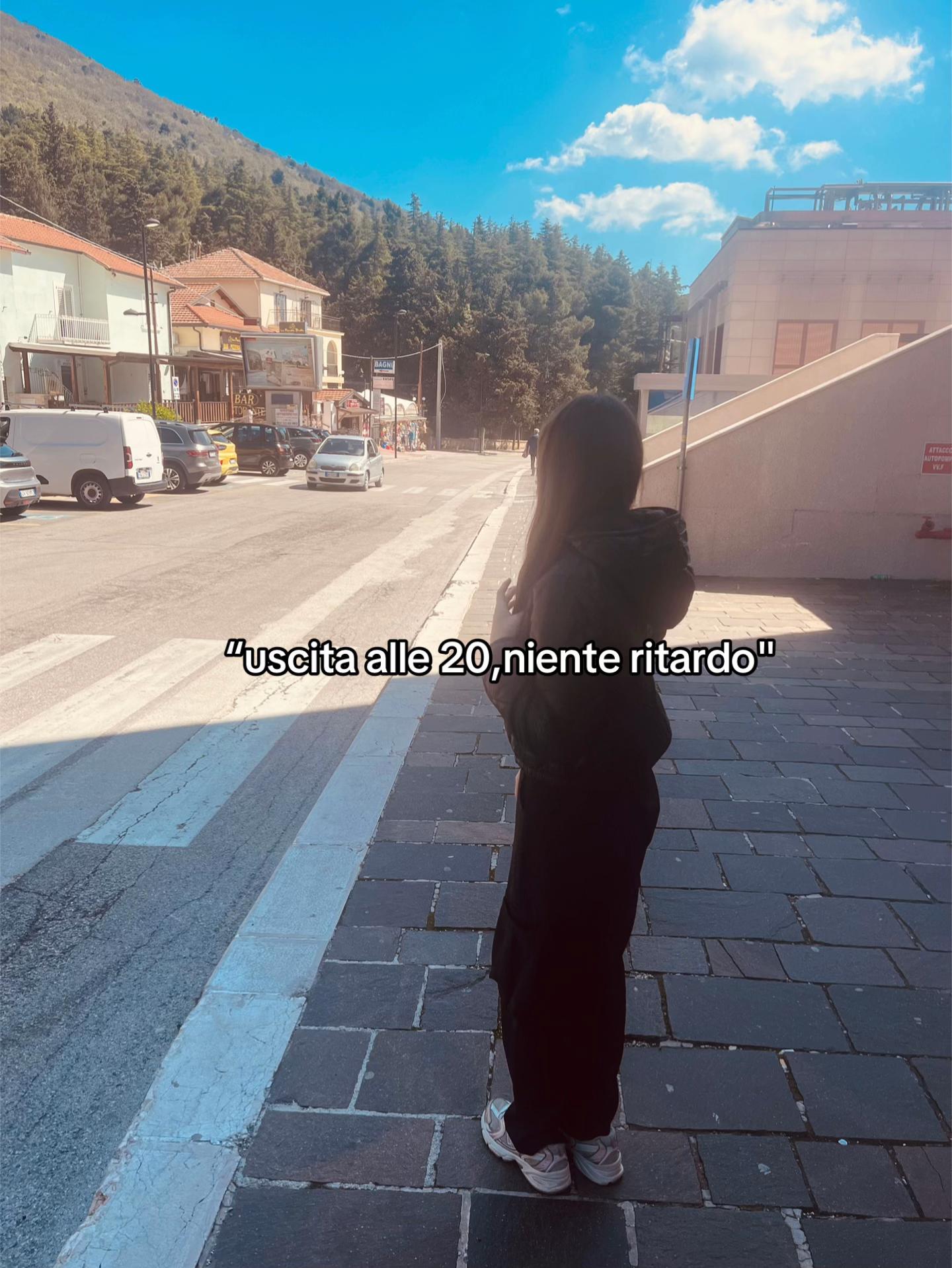 @lolaaa
