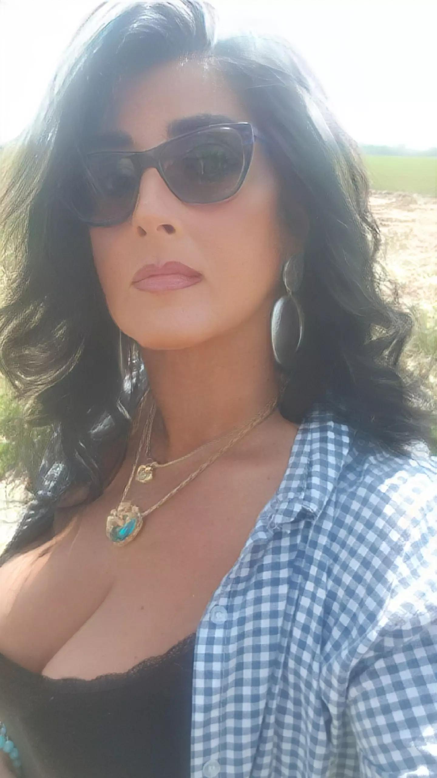 @Rosaria_L