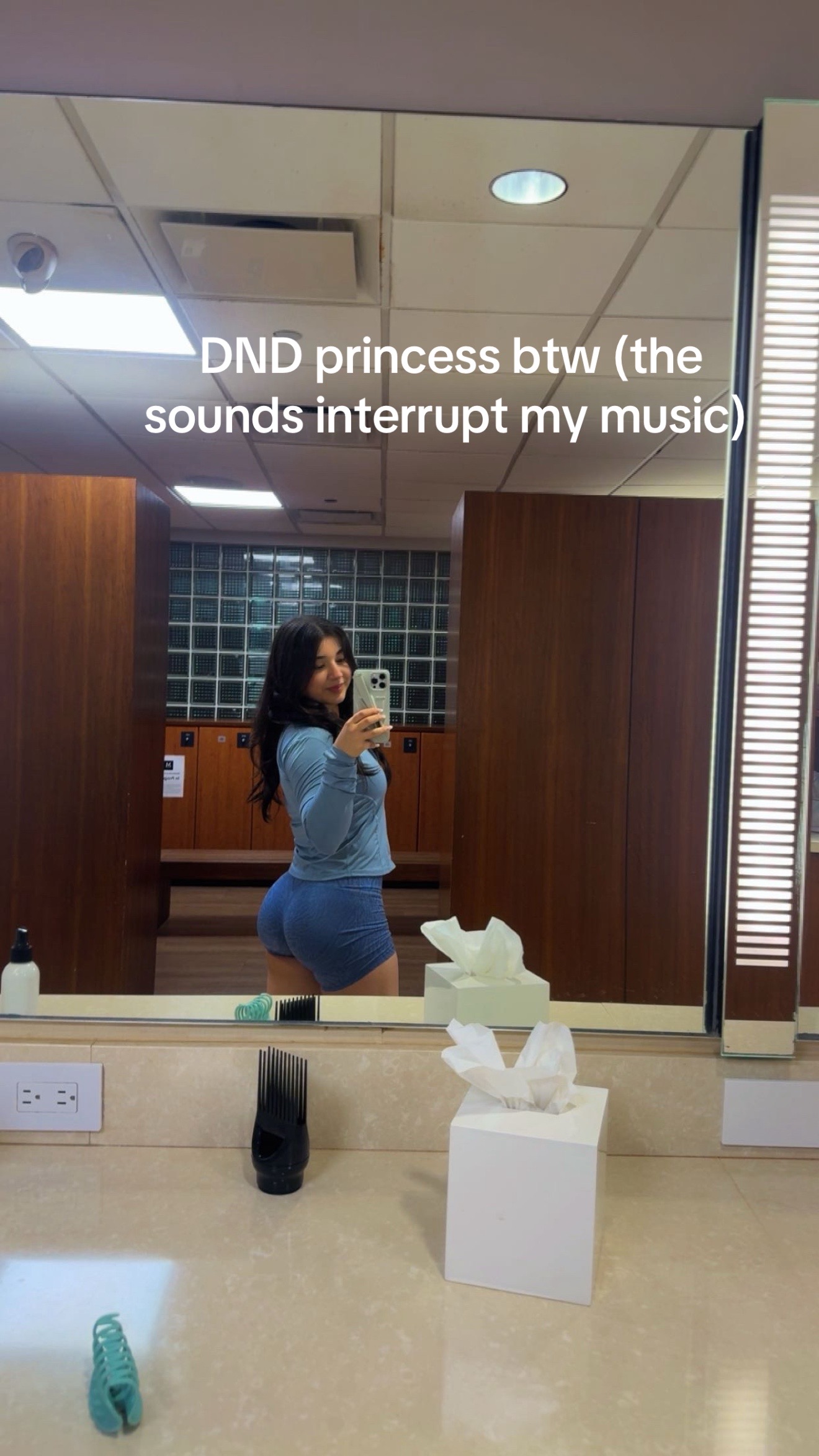 @Isa
