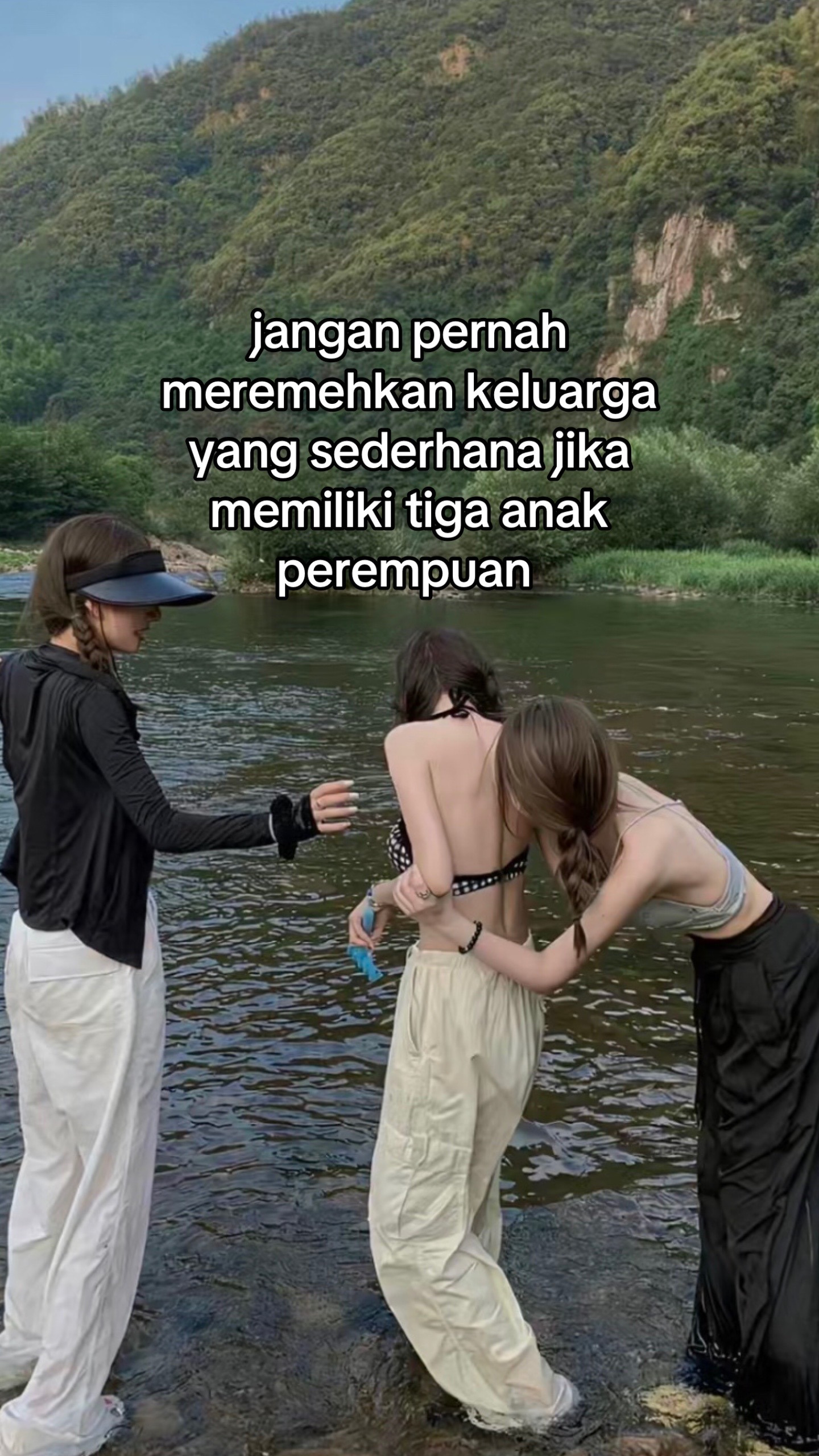 @Mena Azura