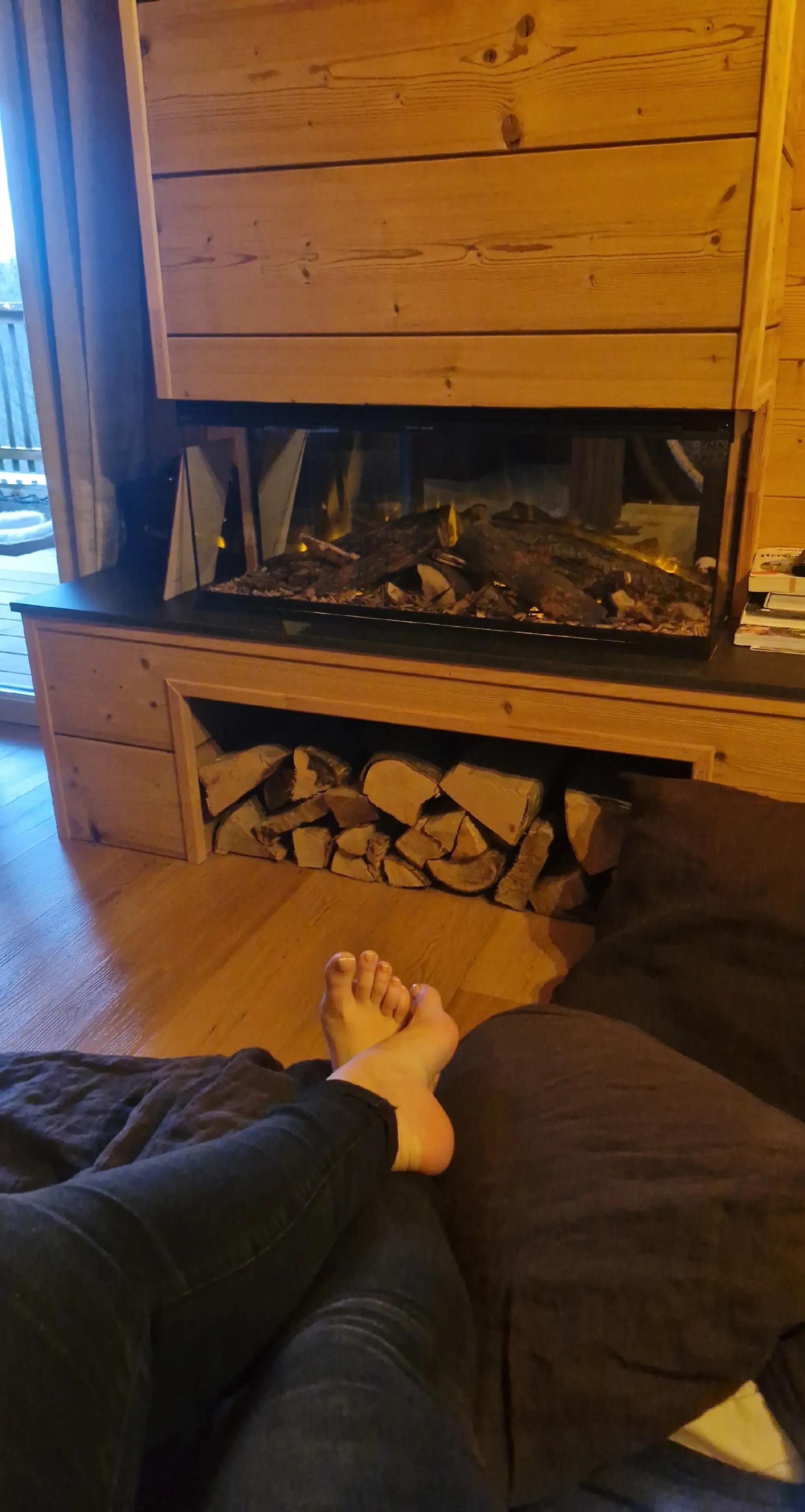@Lovesocks