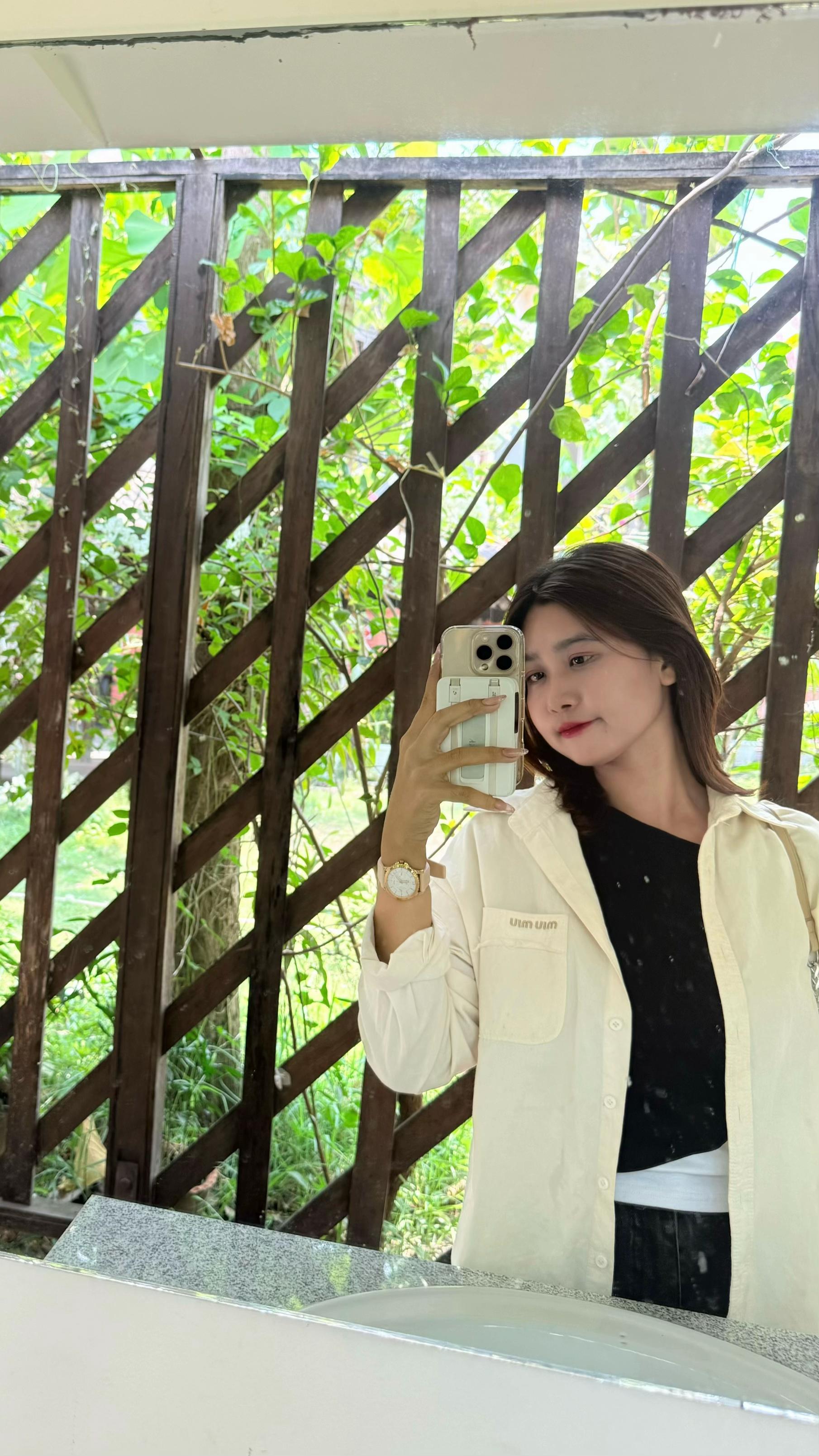 @Hnin Lae 🍁