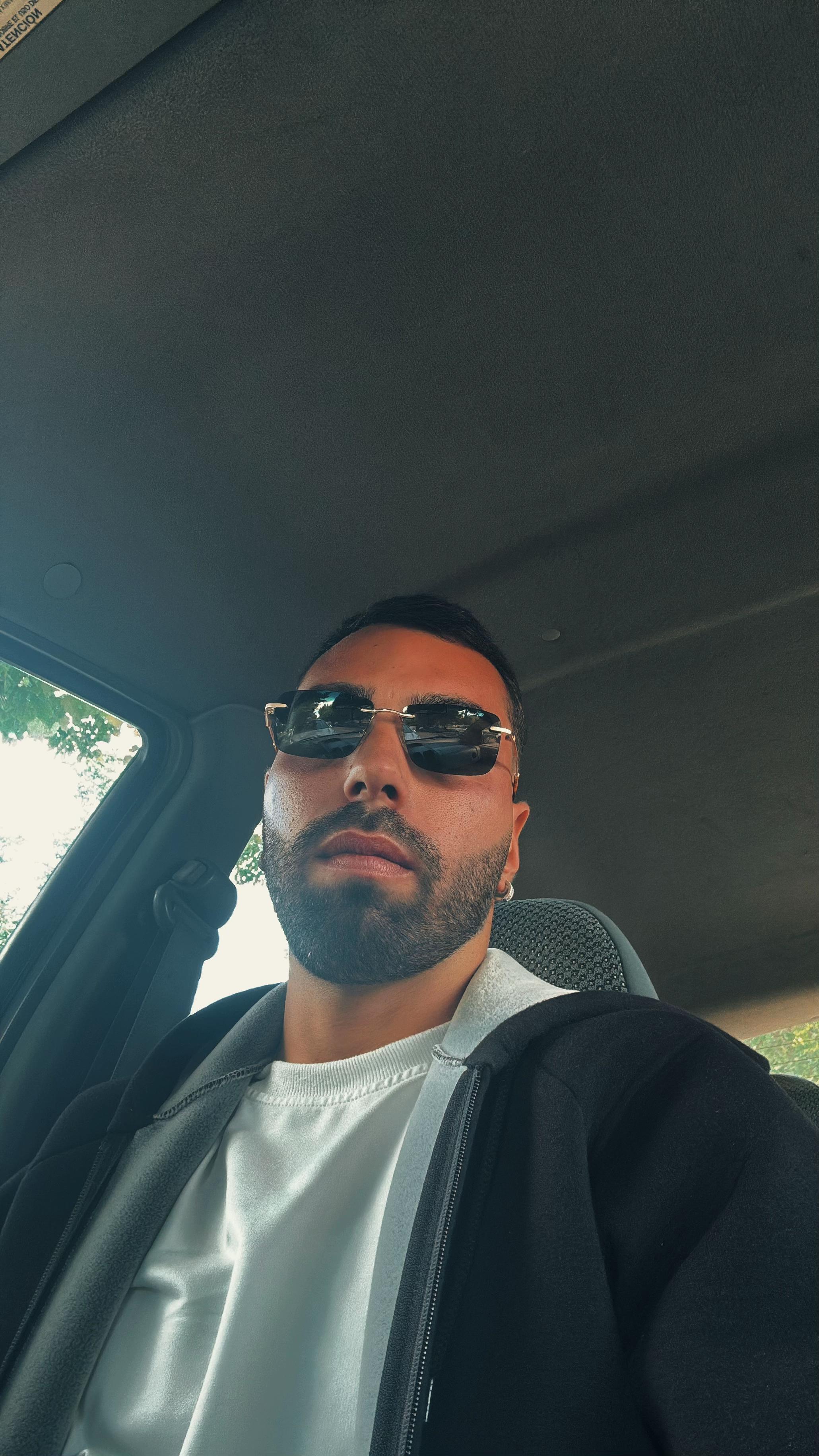 @Alessandro Maffei858