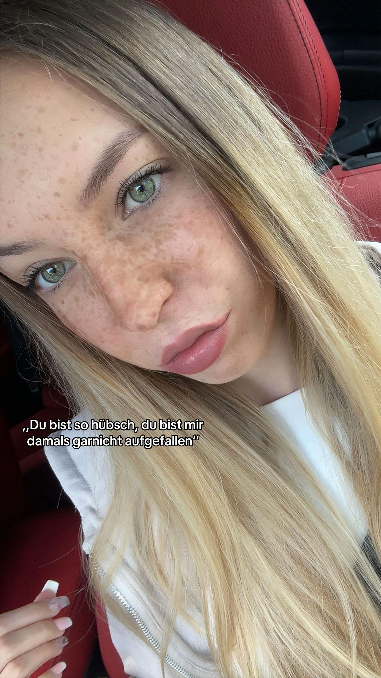 @_official_desiree