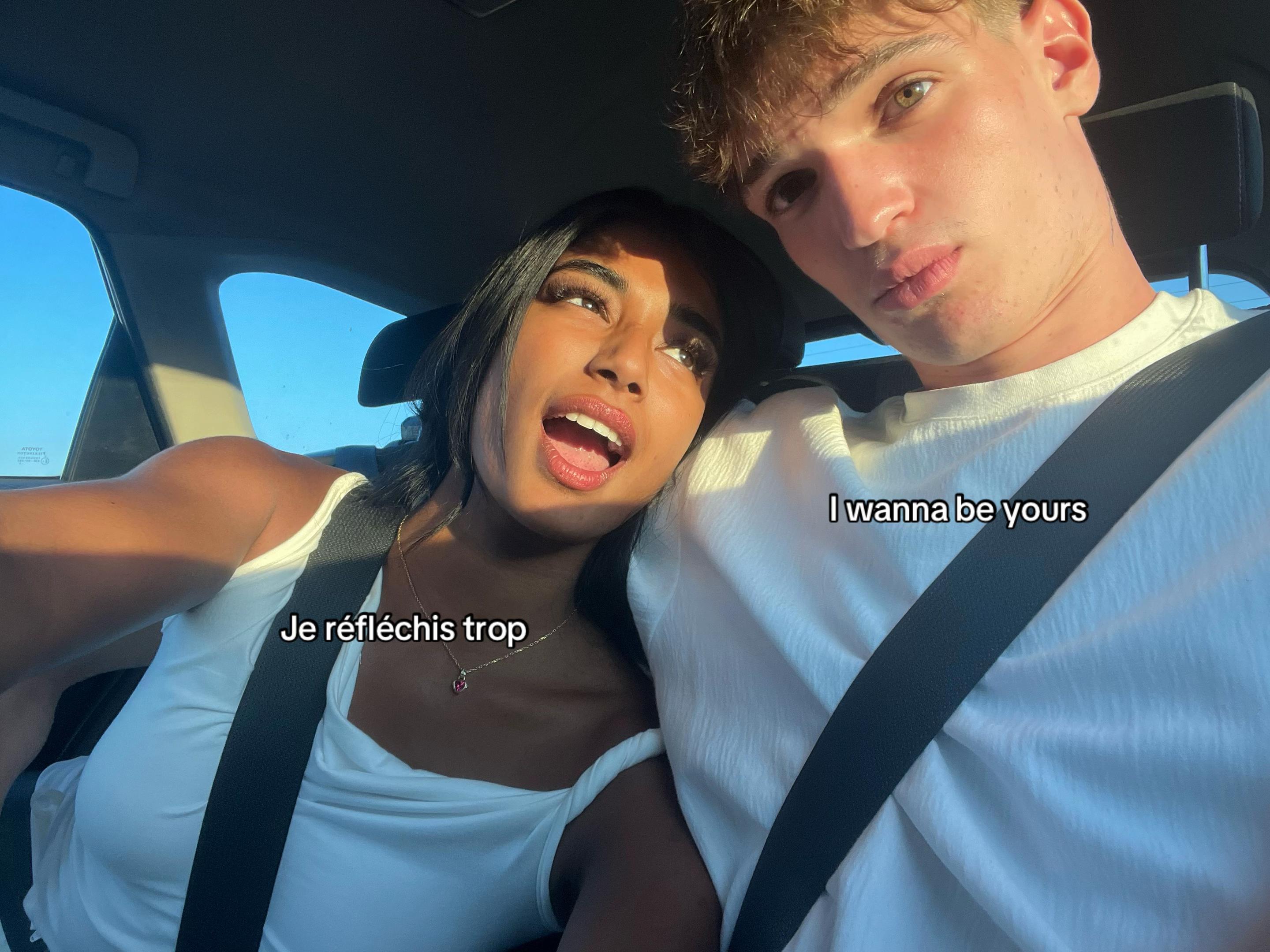@Paviviii