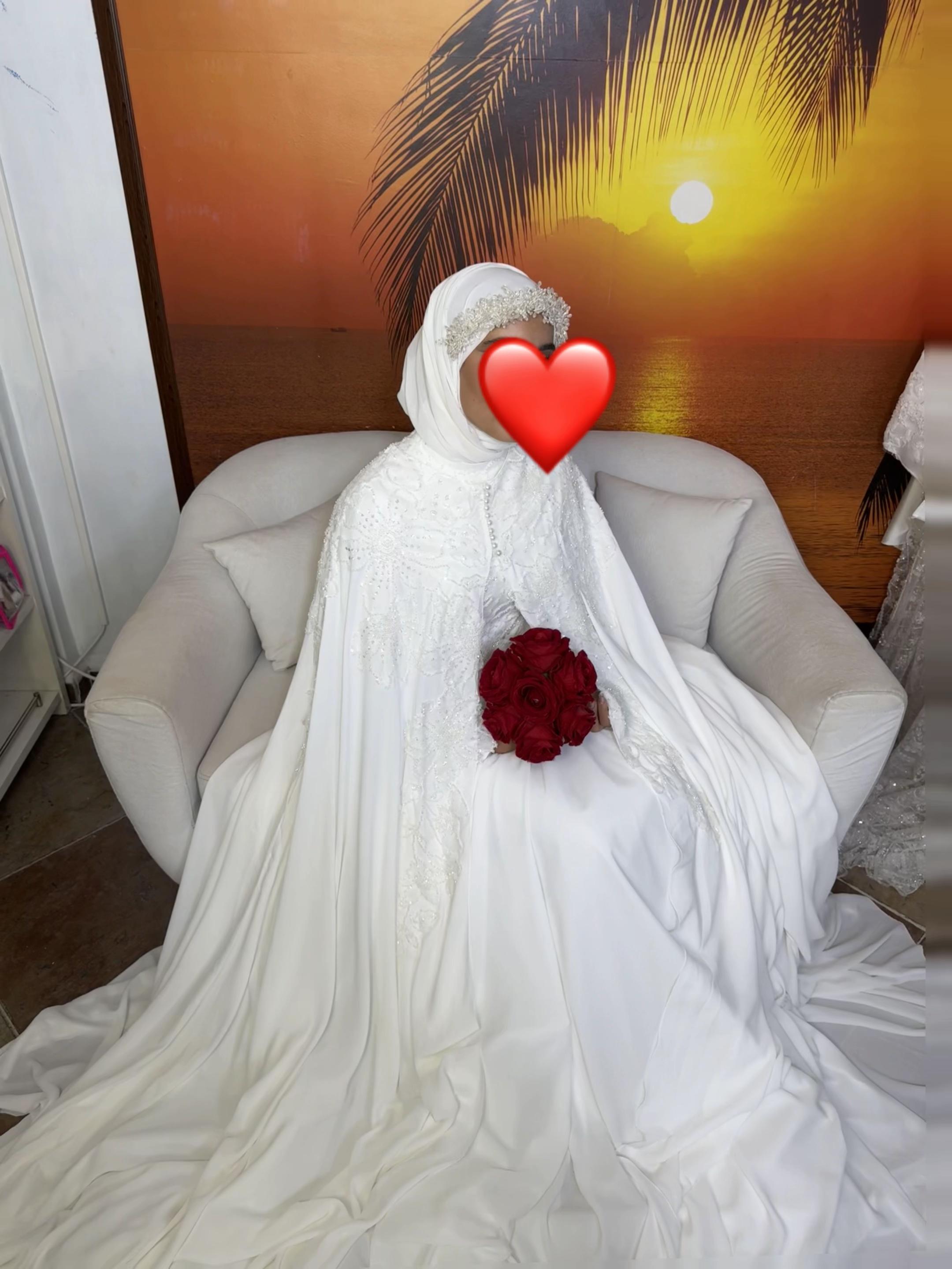 @SNOWWHITEDRESS ๐ฉ๐ฟ๐