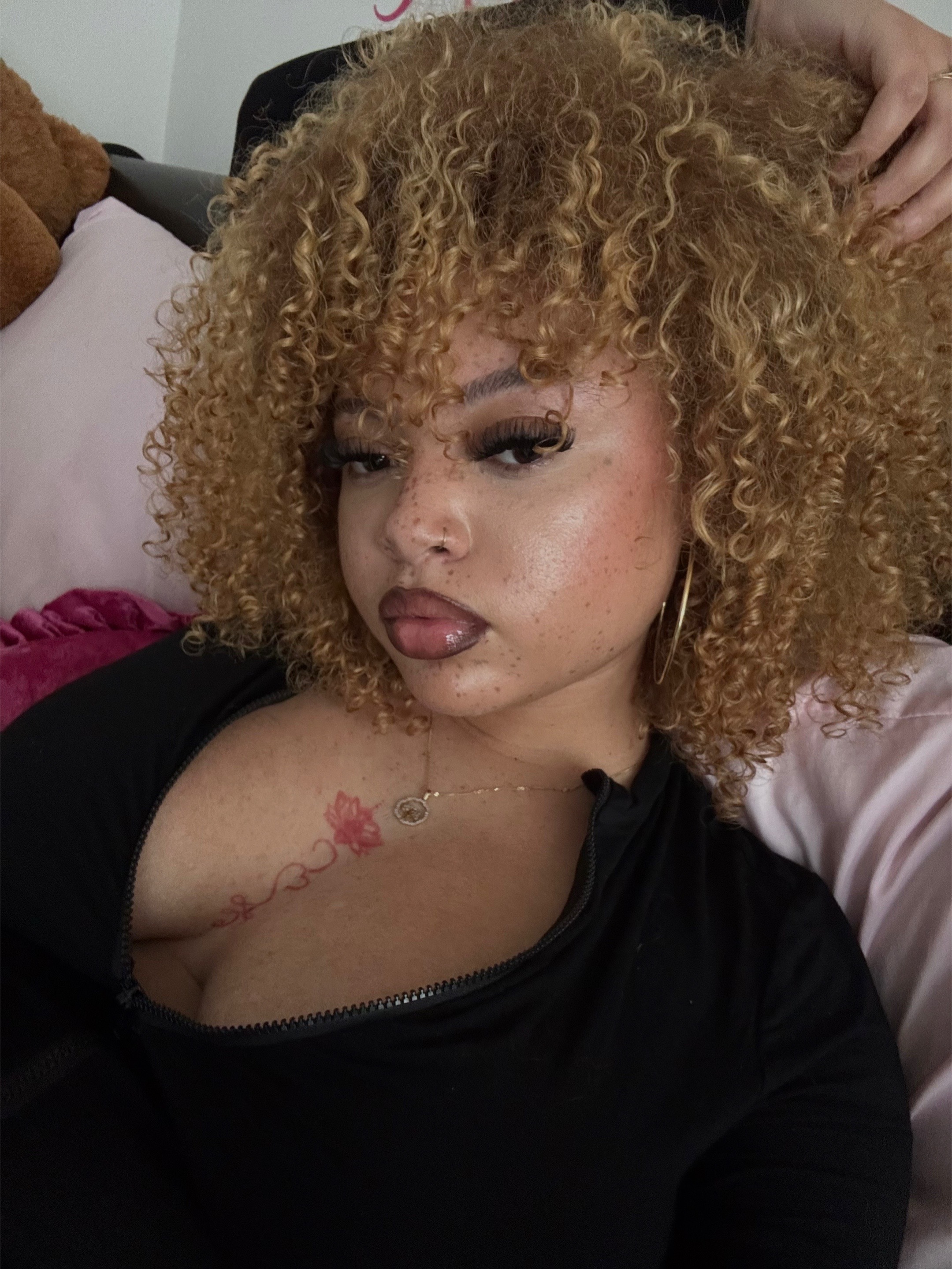 @Amber Marie โ