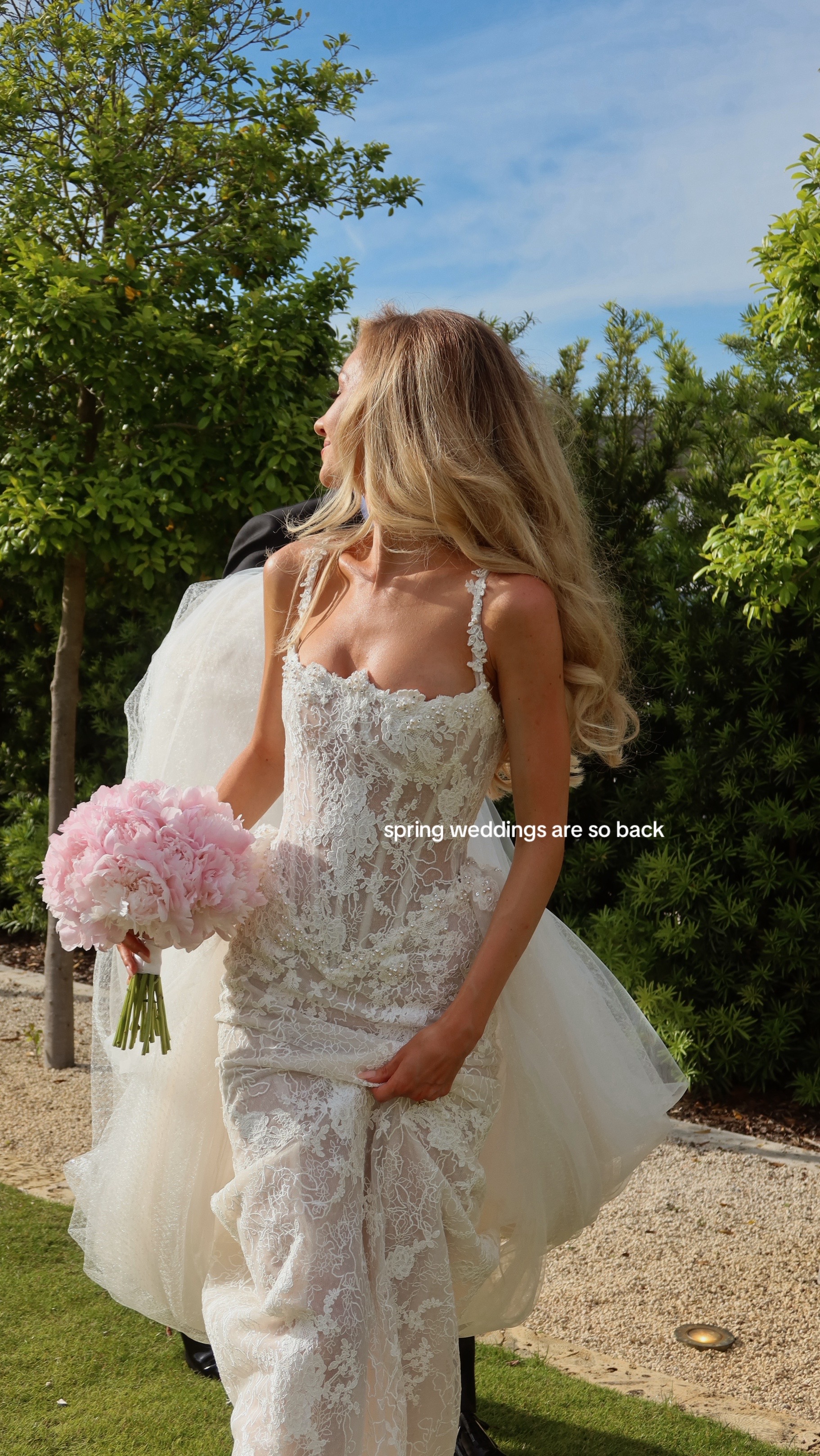 @FOLLOW THE BRIDE