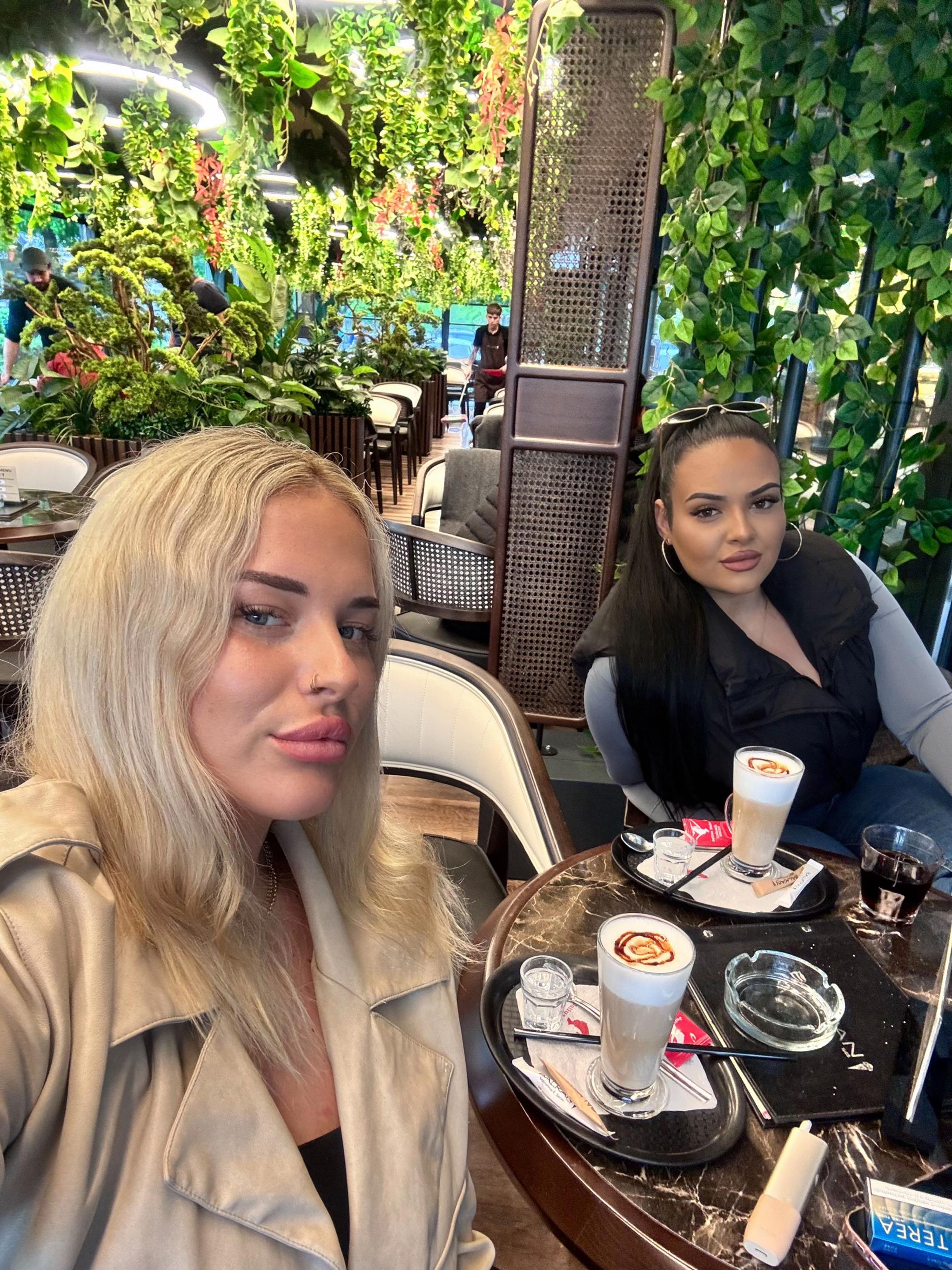@Nikoletka💋