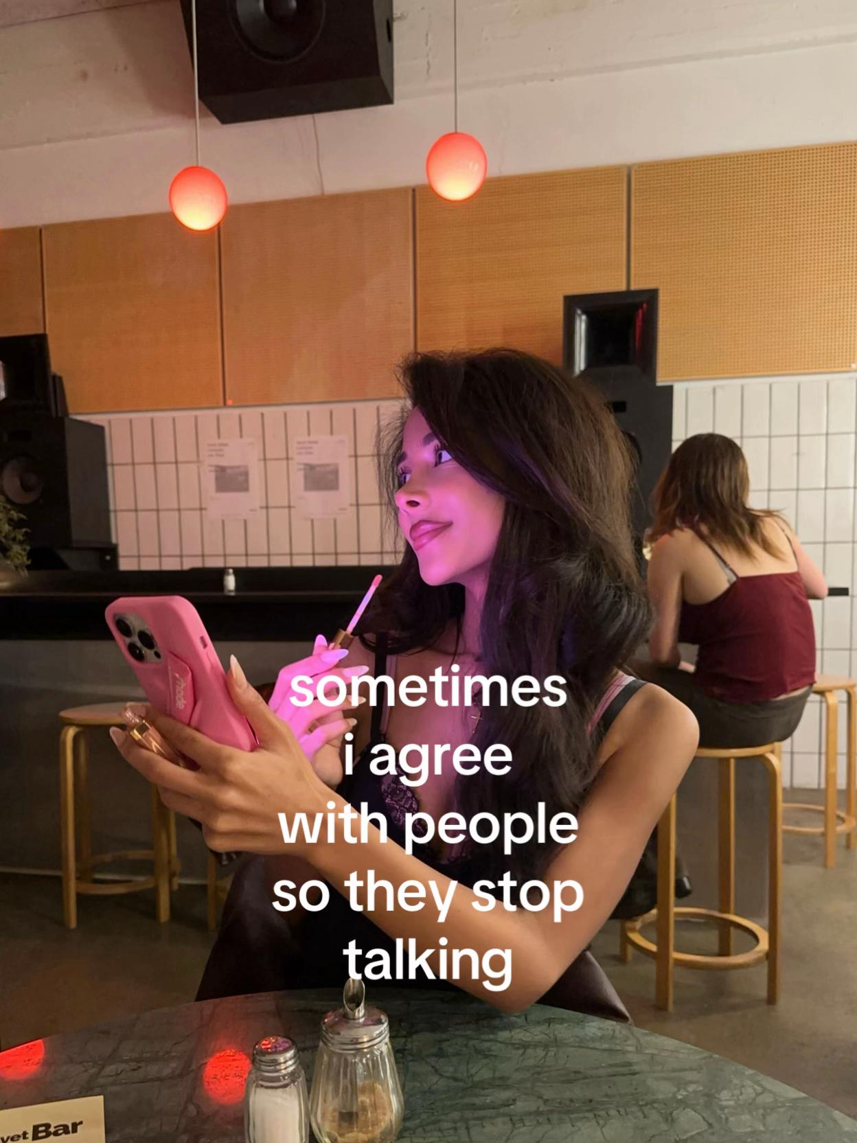 @JULIE 🍓