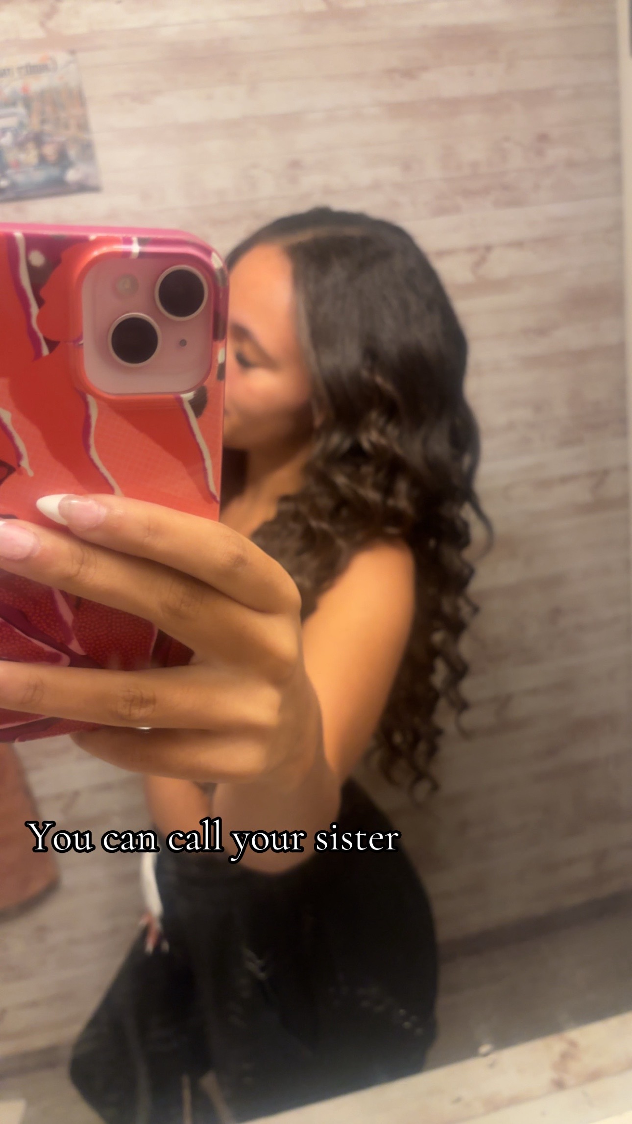 @analysia_nicole