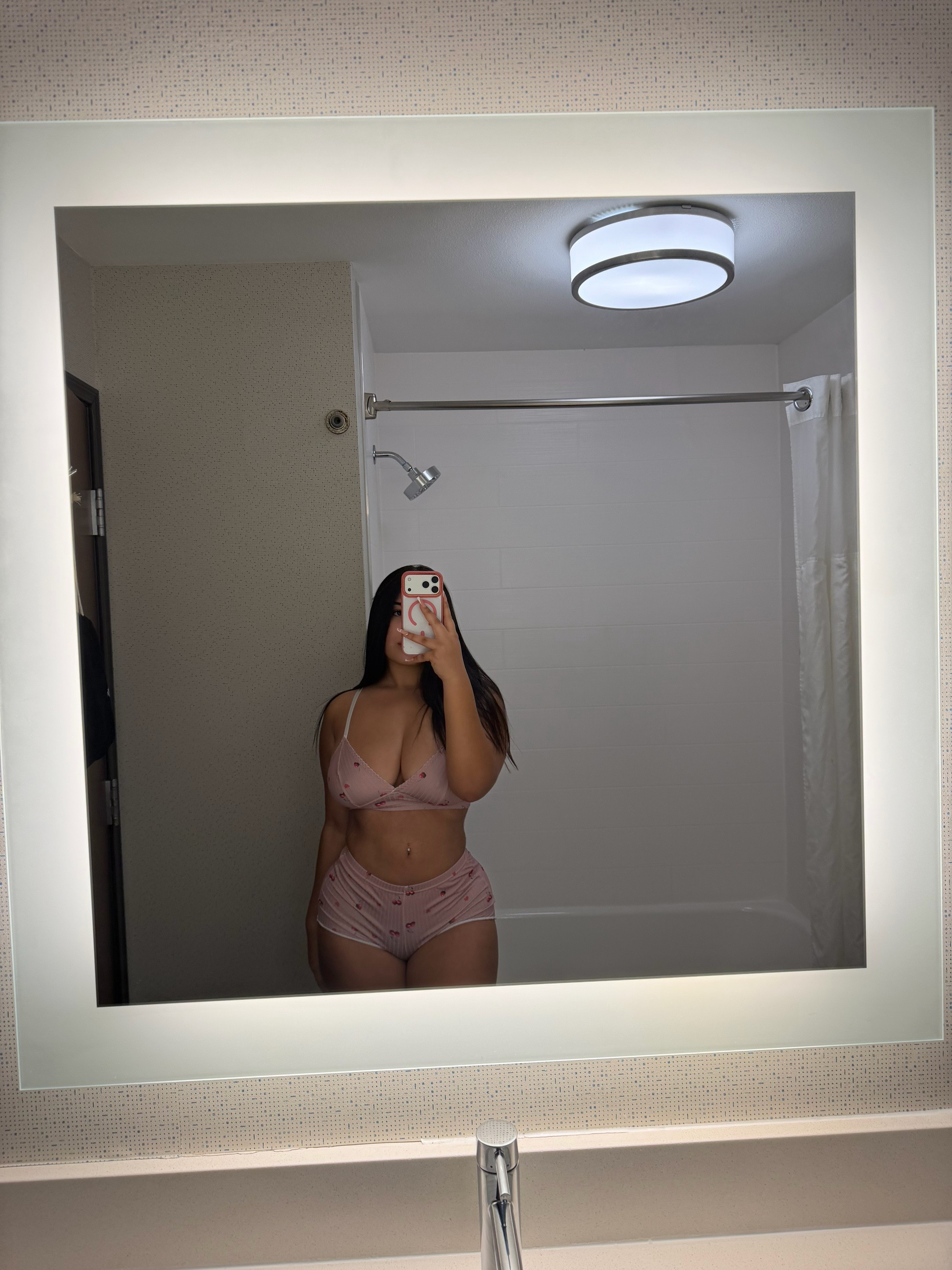 @Viviana Casanova🖤