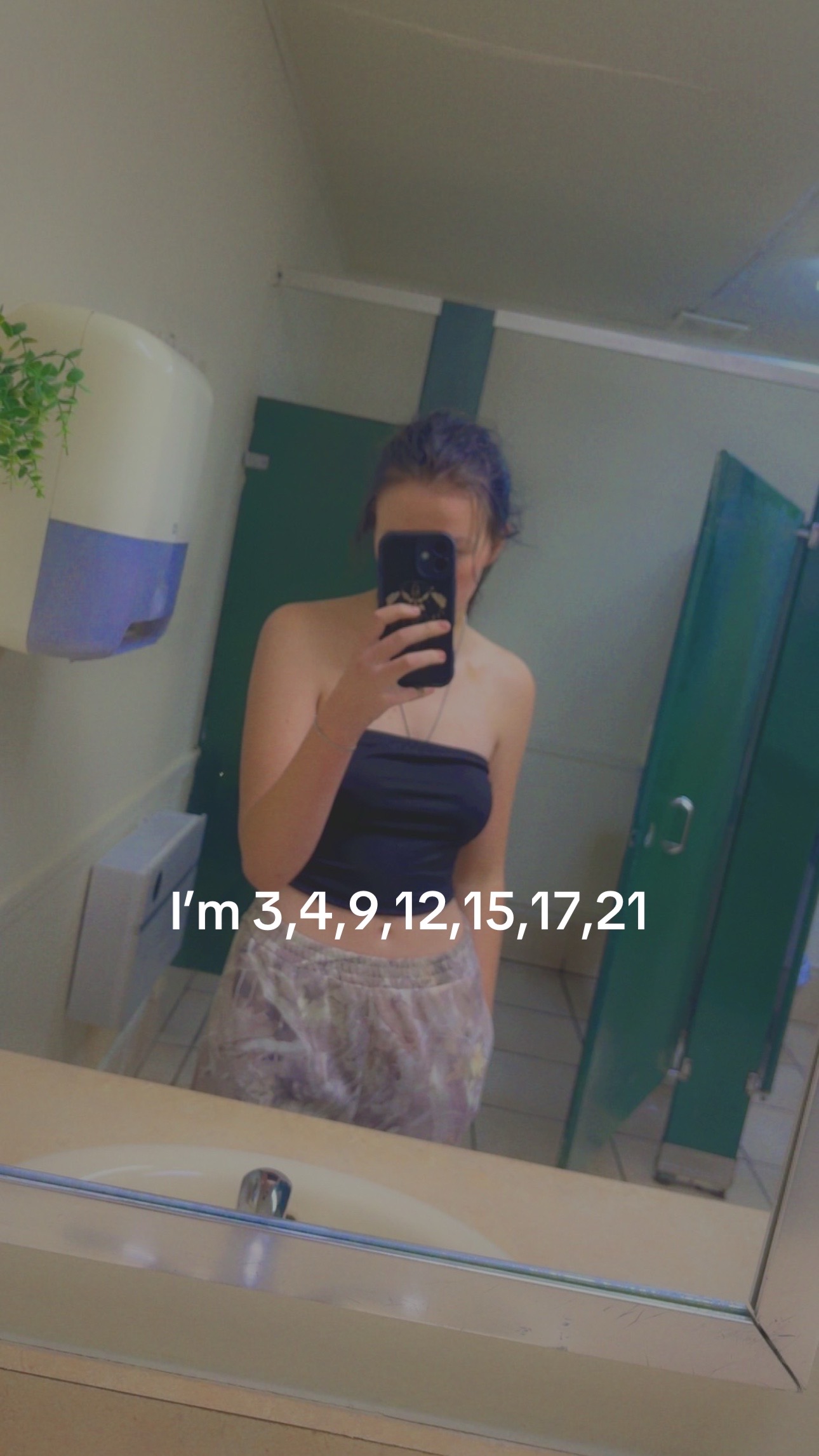 @Lilly Ray 📚⛓️🥵