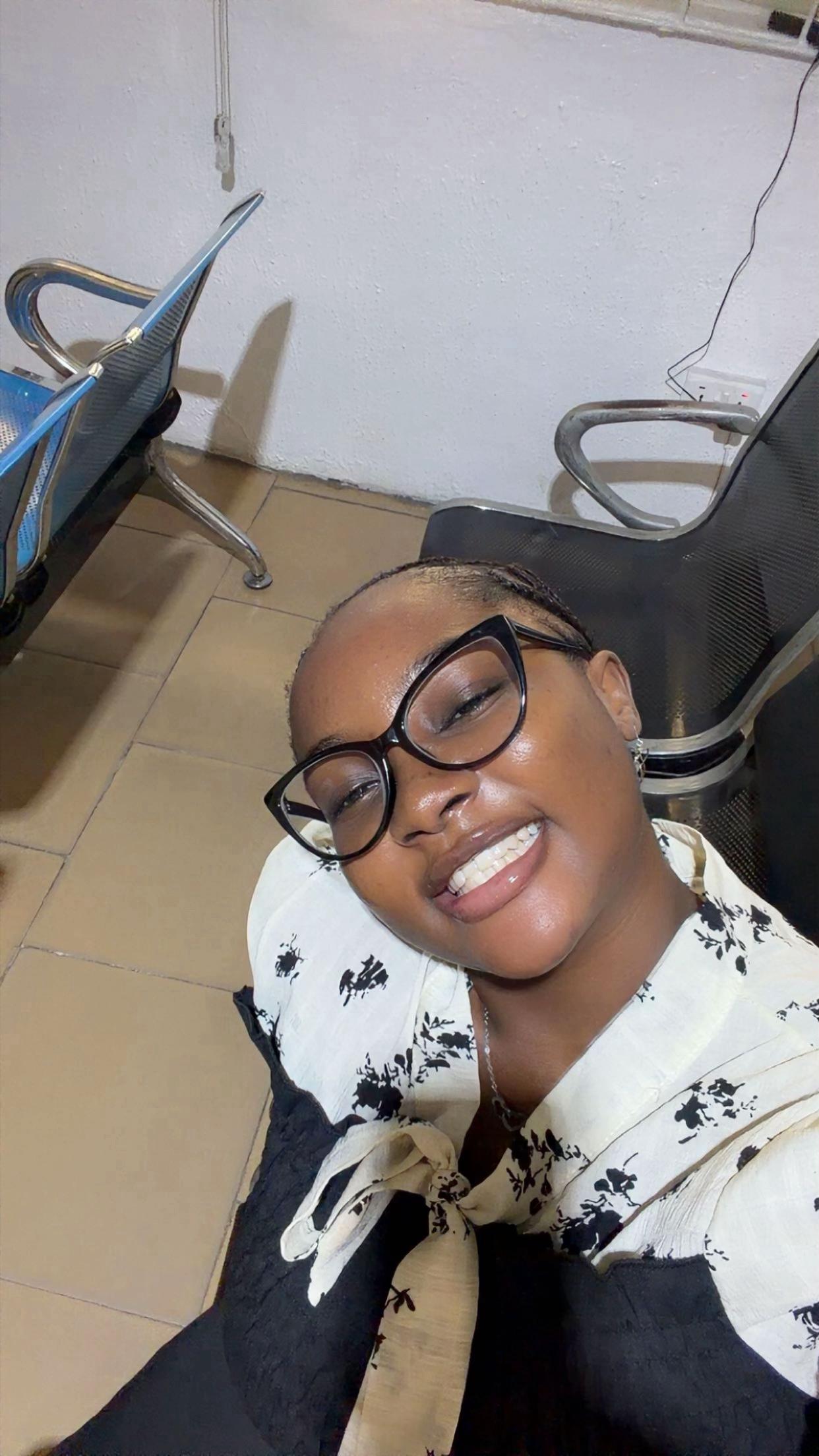 @Its.tosinni