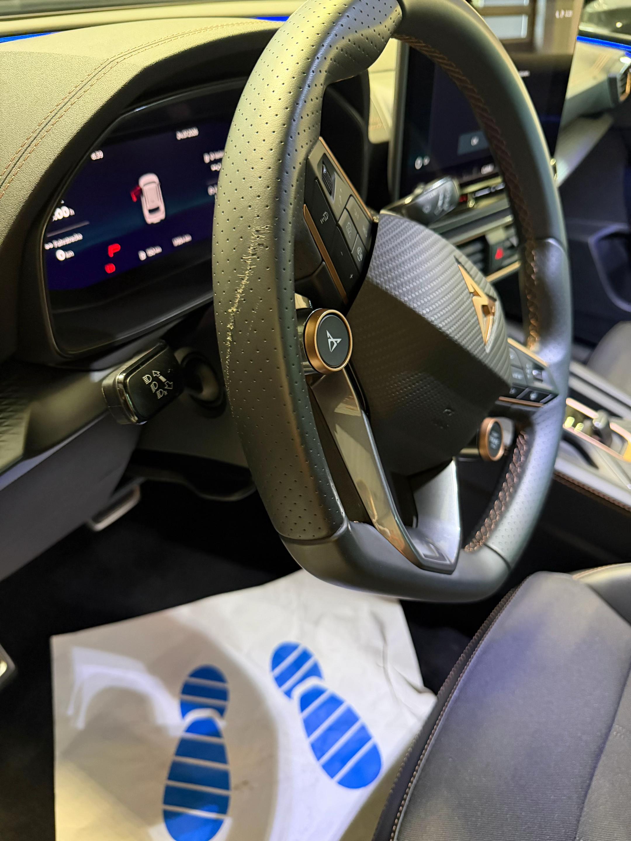 @Car-Inside-Performance